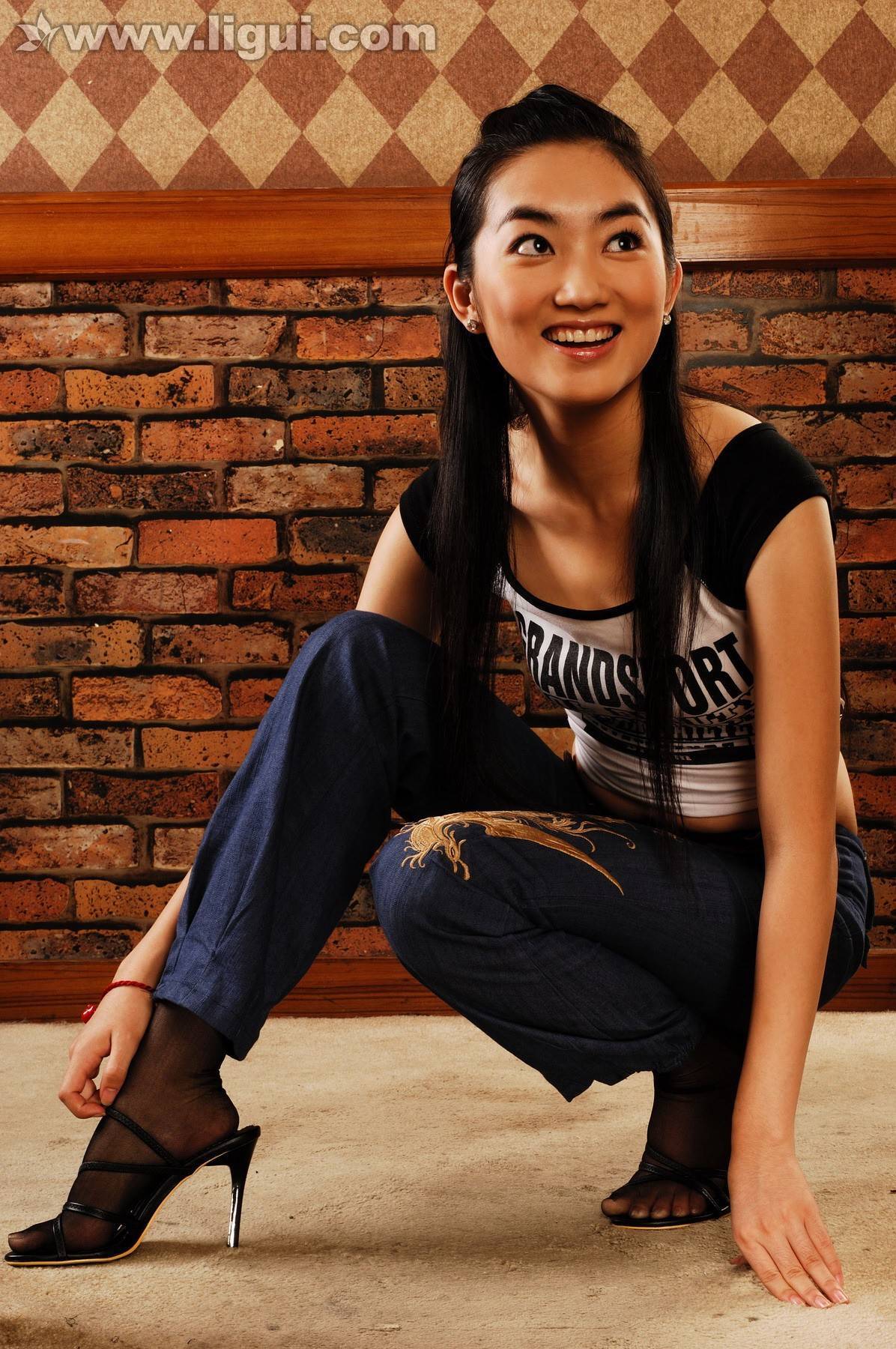 新生美模 炫耀婀娜体态  09年3月 Wanghuan [Ligui]丽柜套图