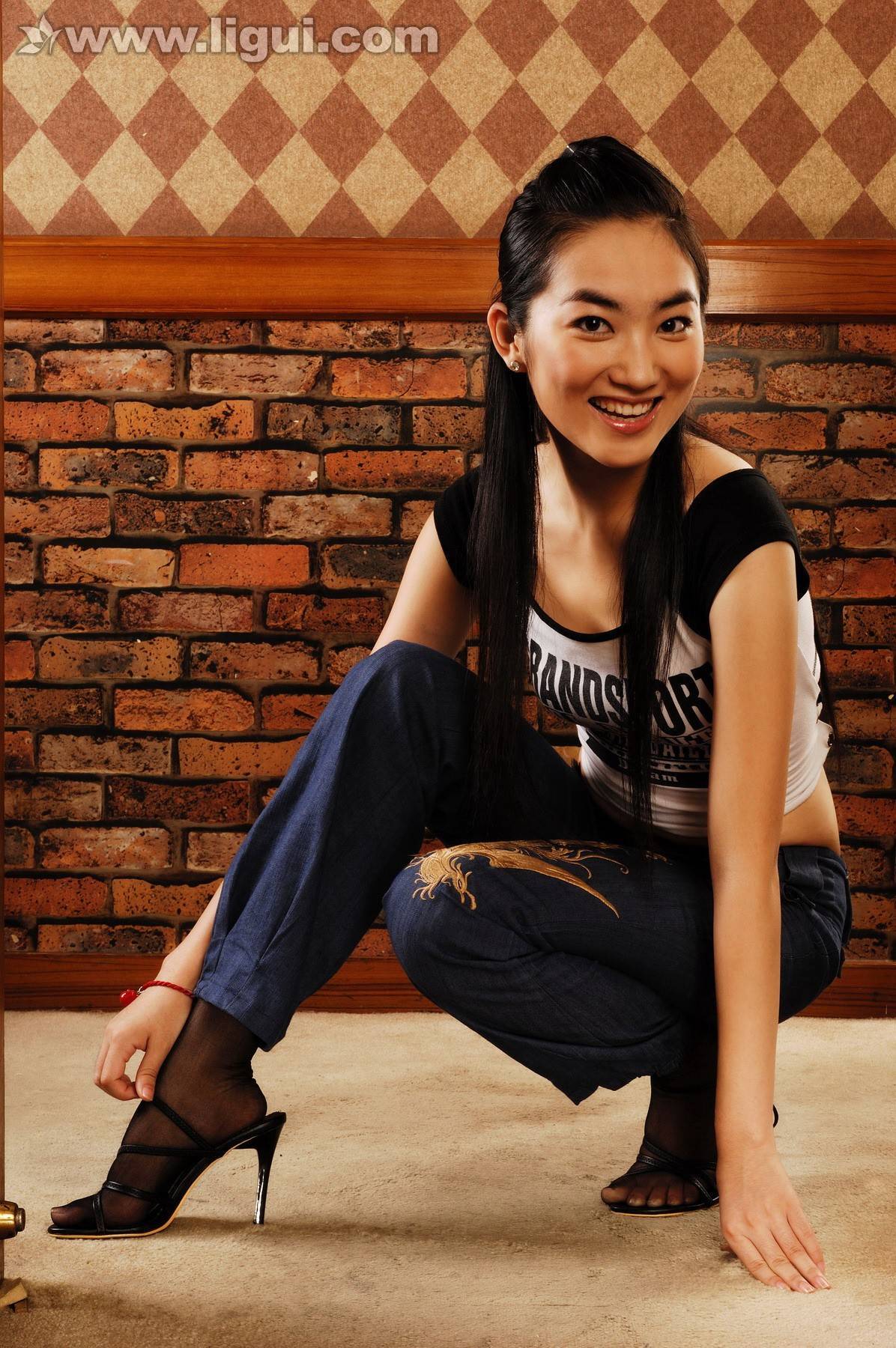 新生美模 炫耀婀娜体态  09年3月 Wanghuan [Ligui]丽柜套图