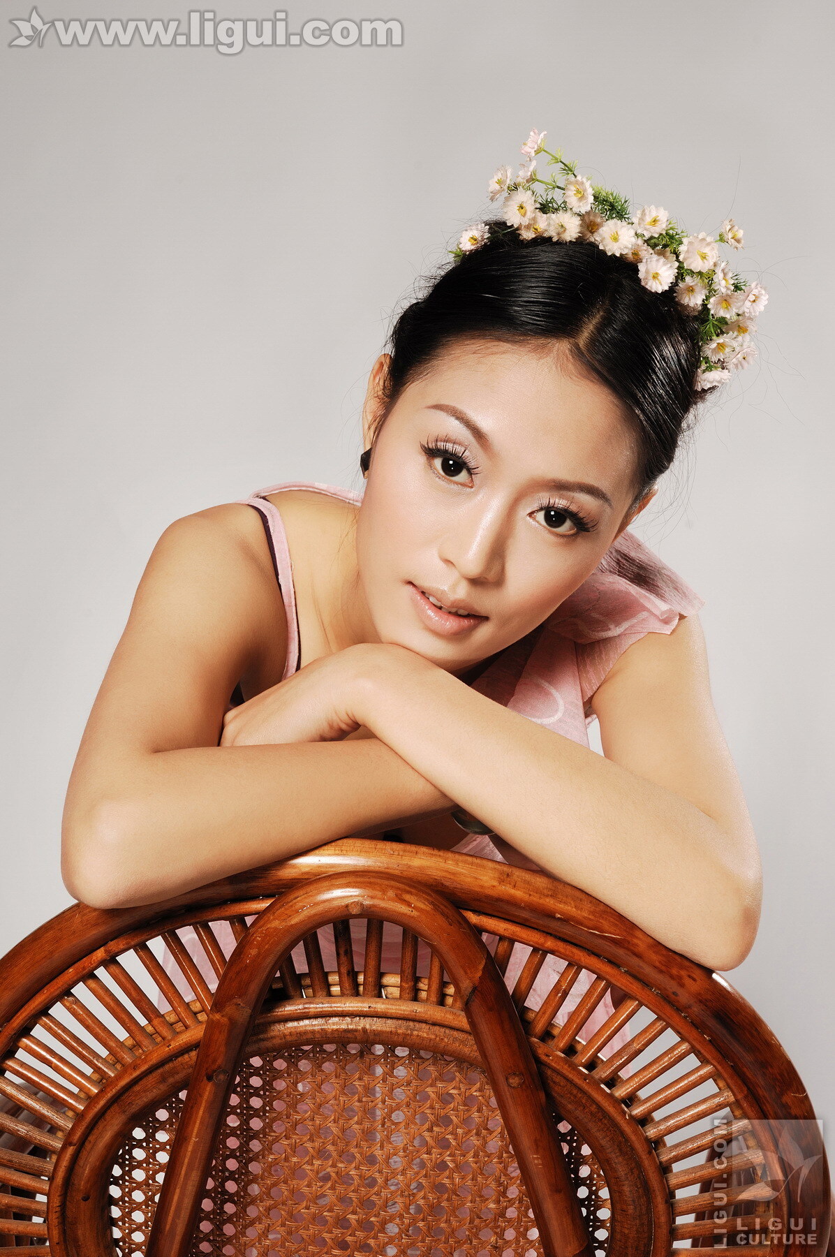 白皙薄纱玉足动人 09年5月 kaimi [Ligui]丽柜套图