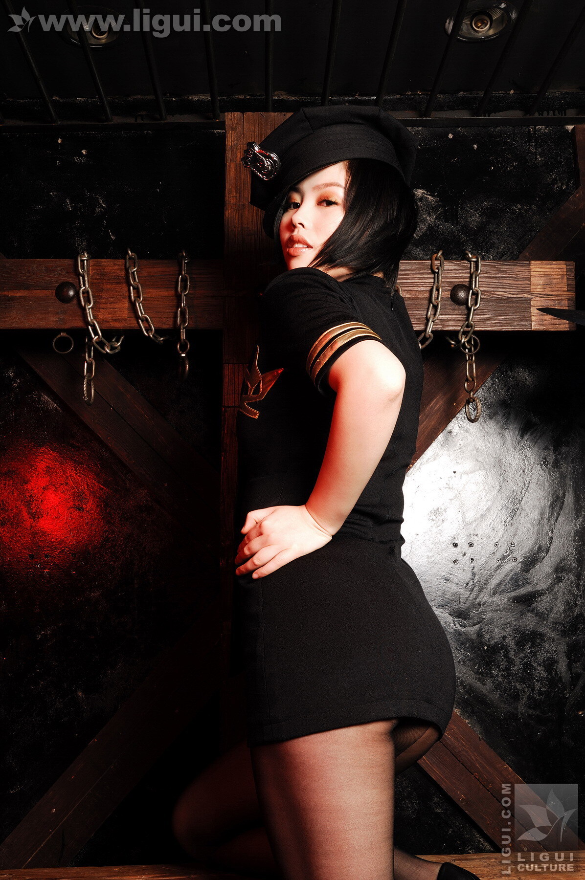 女王妩媚黑色 09年5月 muzi [Ligui]丽柜套图