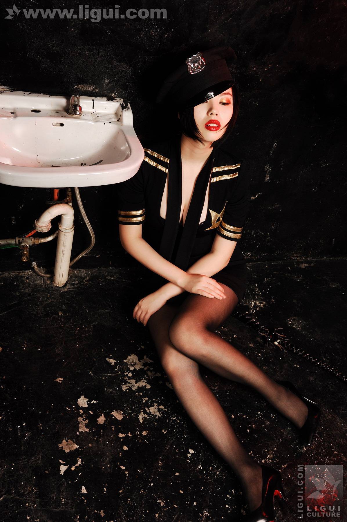 女王妩媚黑色 09年5月 muzi [Ligui]丽柜套图