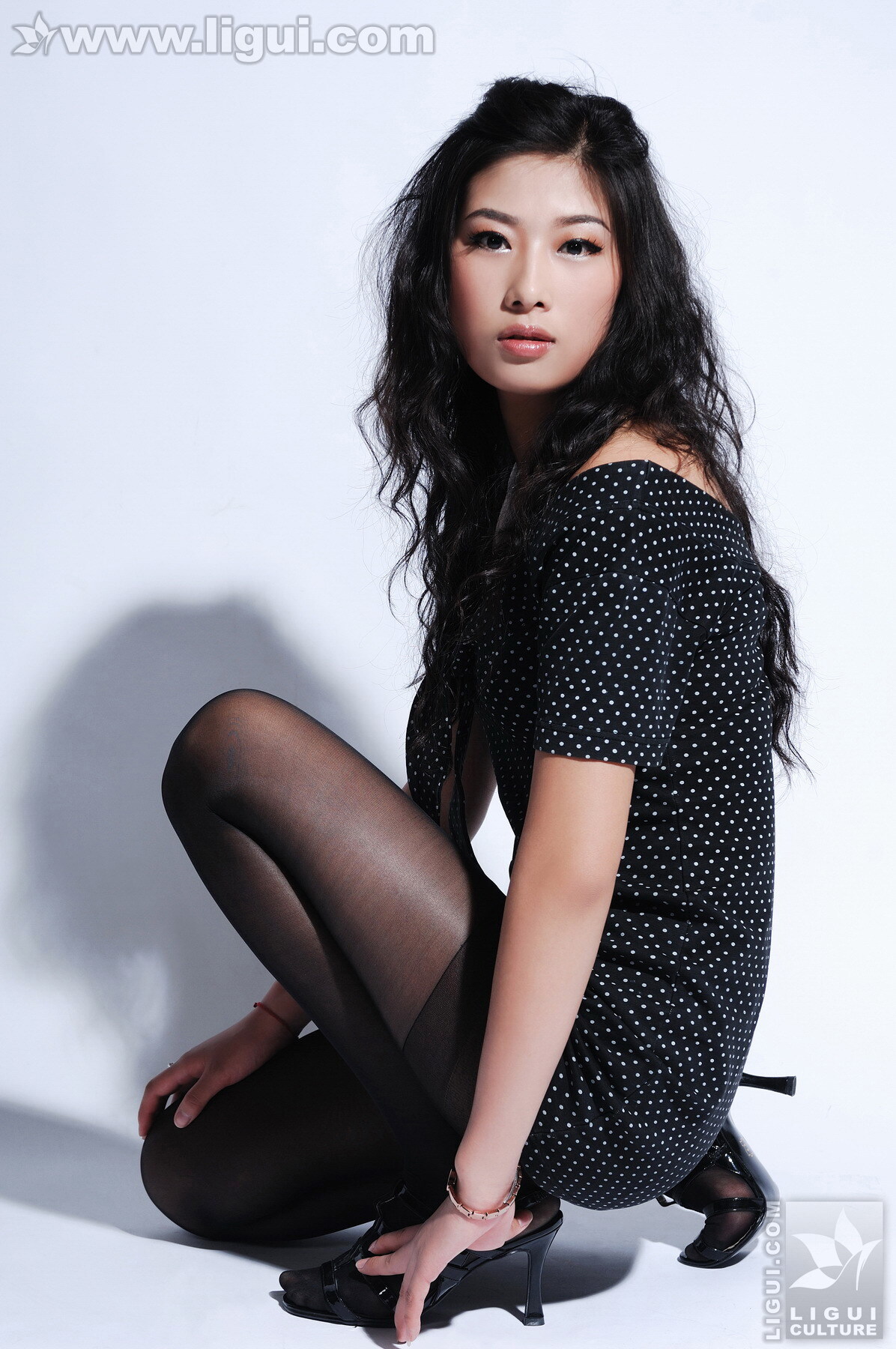 丽柜 ligui 黑絲美女新麗人∷Model 王玉 丝袜美女模特