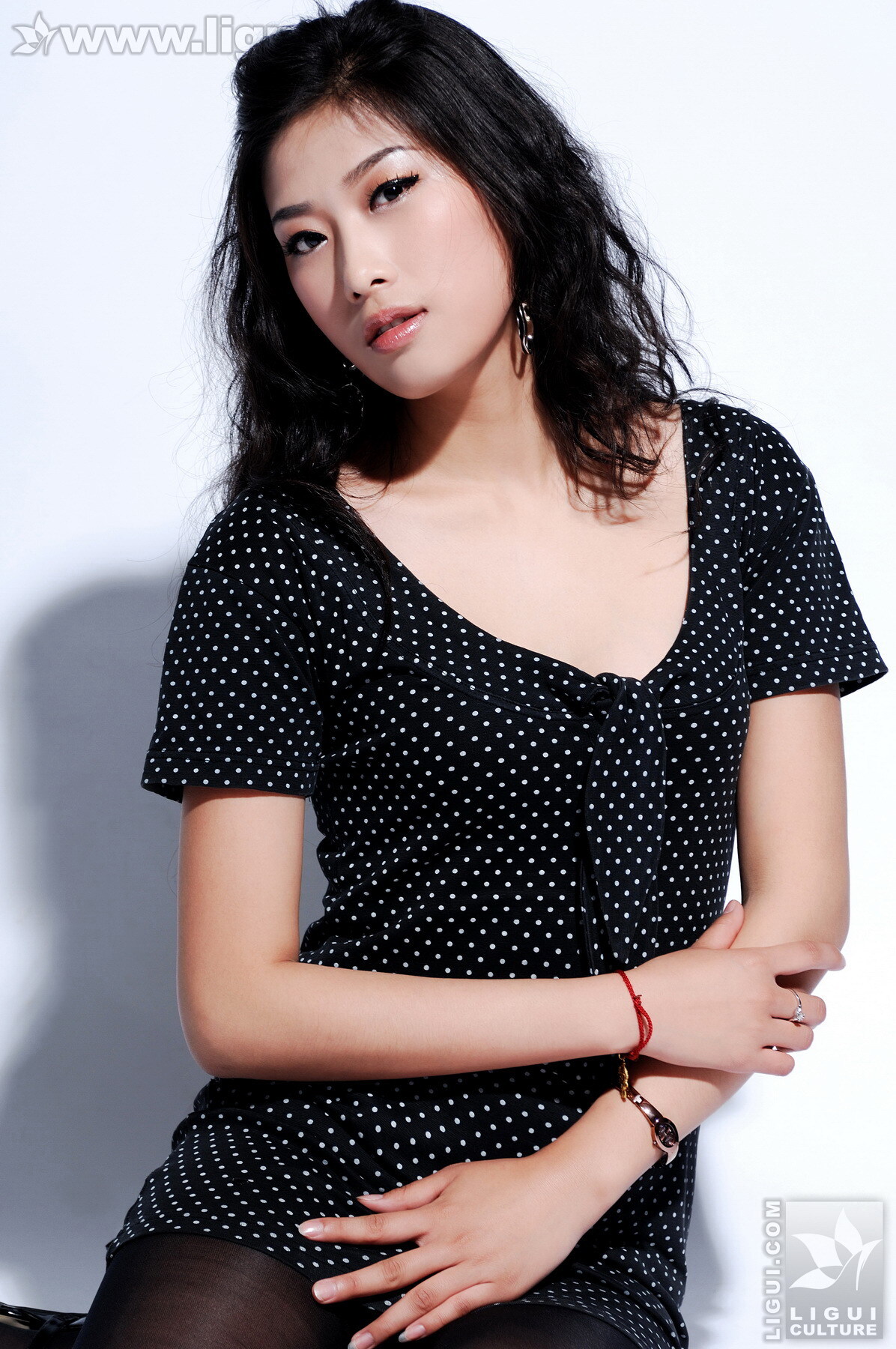 丽柜 ligui 黑絲美女新麗人∷Model 王玉 丝袜美女模特