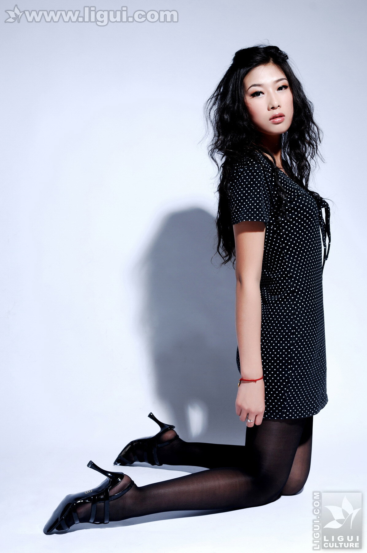 丽柜 ligui 黑絲美女新麗人∷Model 王玉 丝袜美女模特