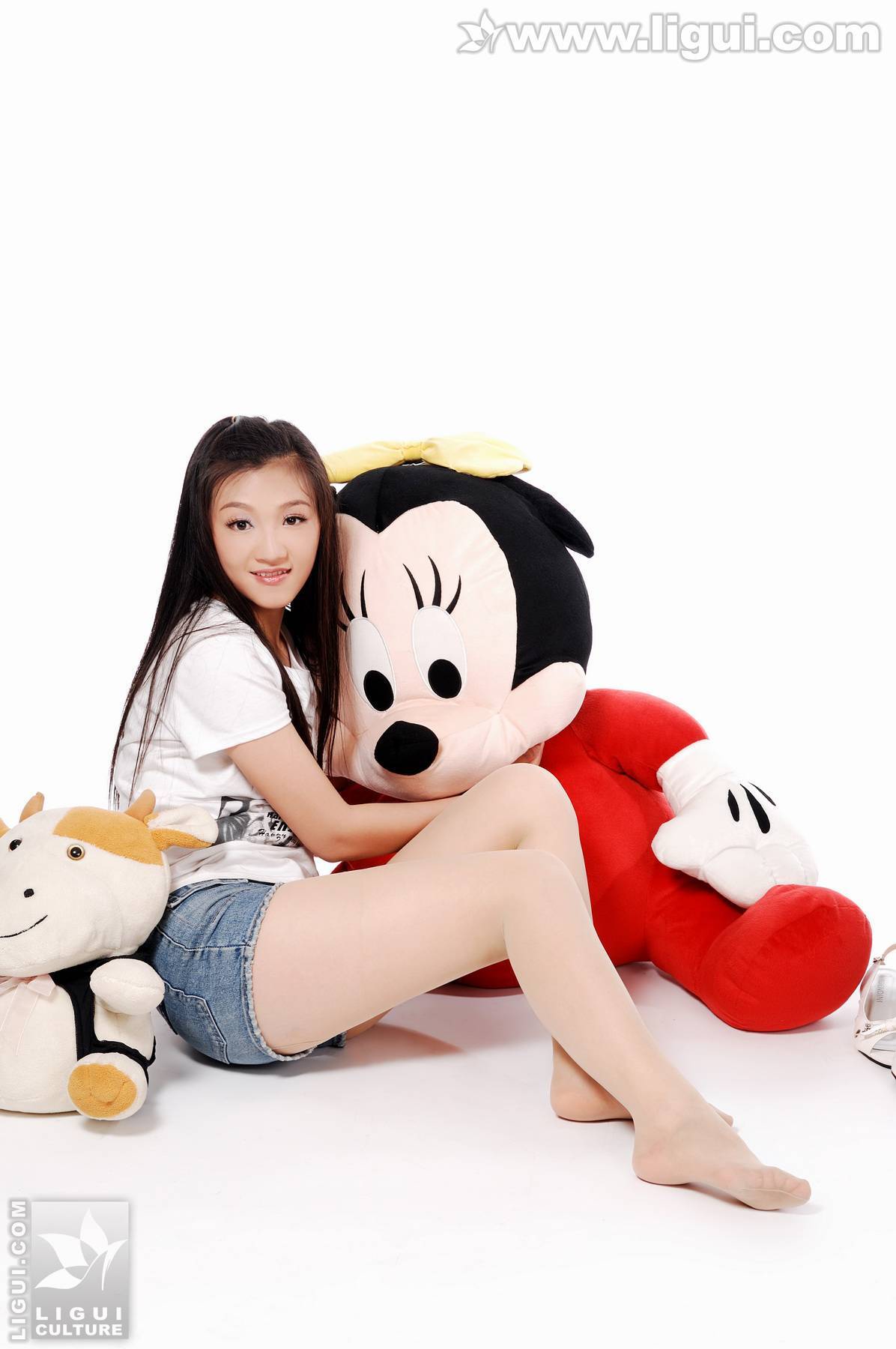 小倩与玩偶之丝袜美足 丽柜ligui模特套图