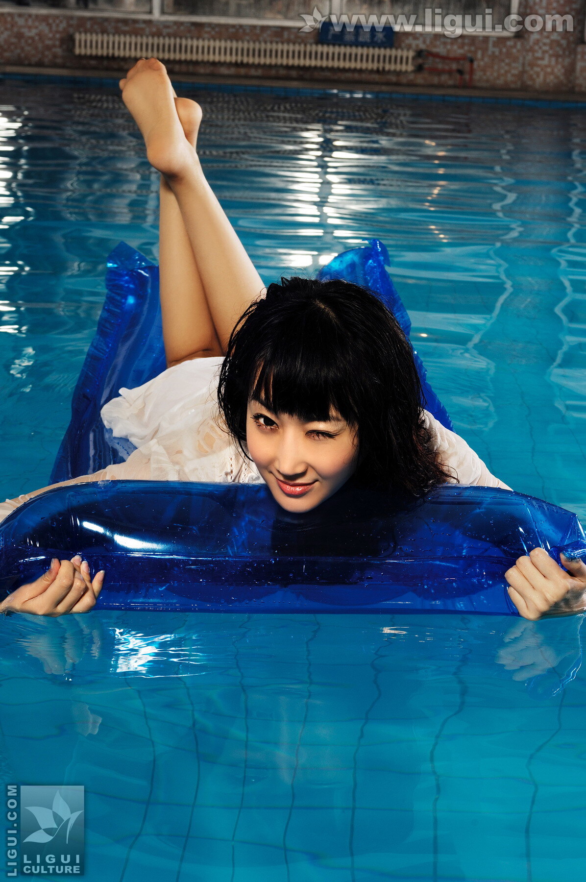 海伦之美轮美奂风姿乍现[四] 丽贵丝袜美女图片