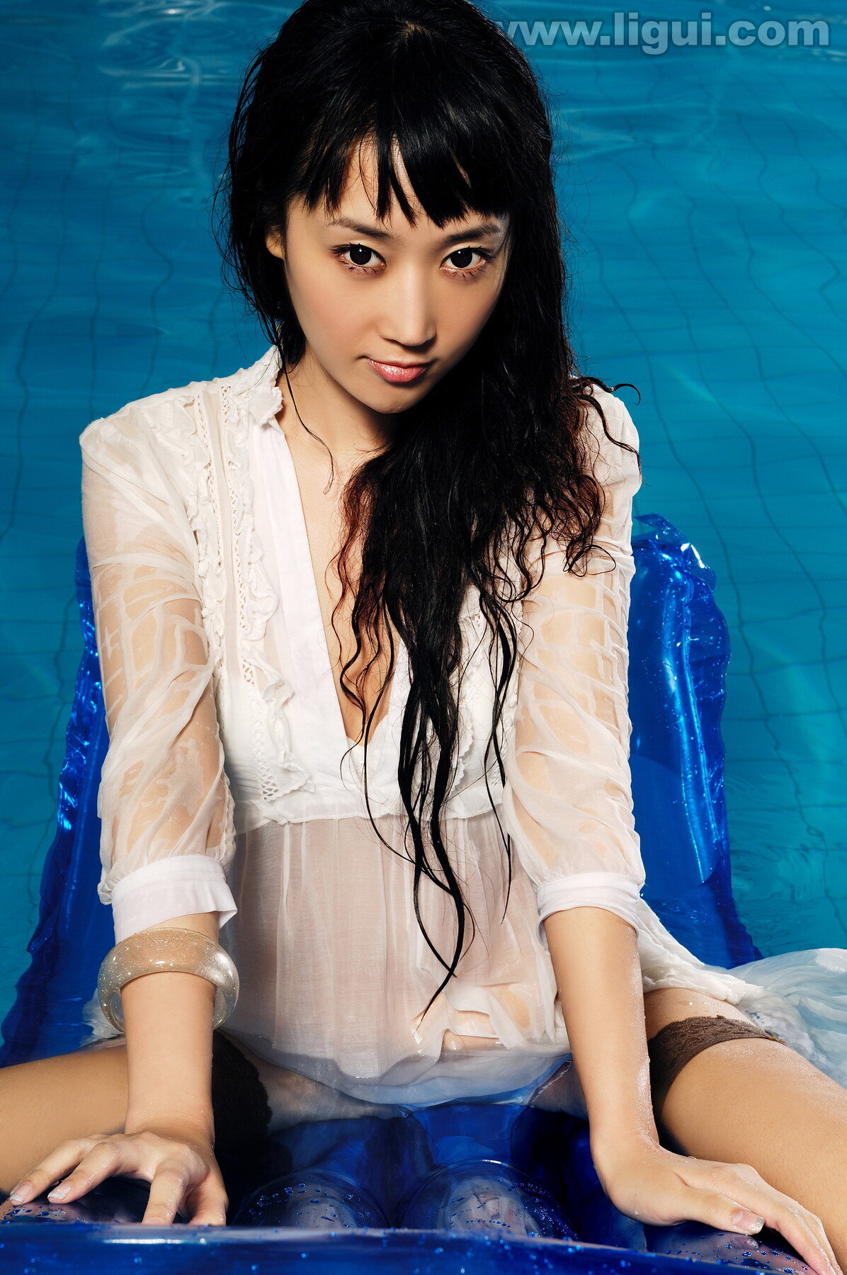 海伦之美轮美奂风姿乍现[四] 丽贵丝袜美女图片