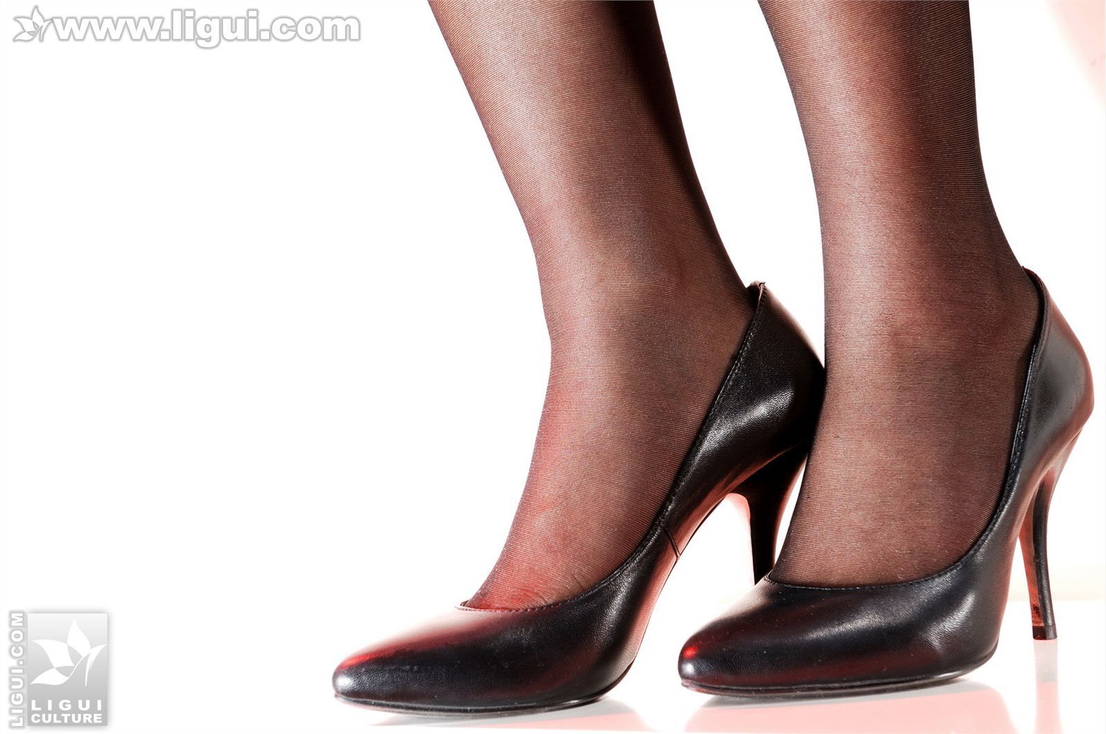 時尚高跟的唯美絕倫 Model Lucy Ligui 丽柜