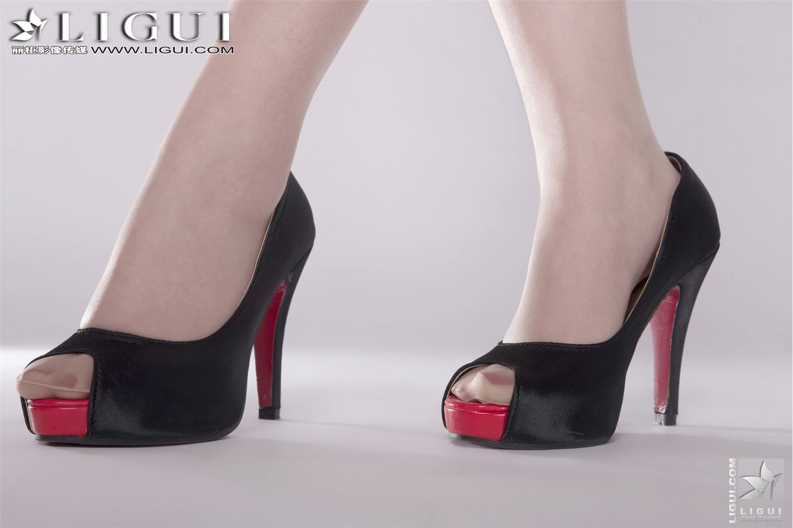 丽柜会所最新模特 model 乔萌