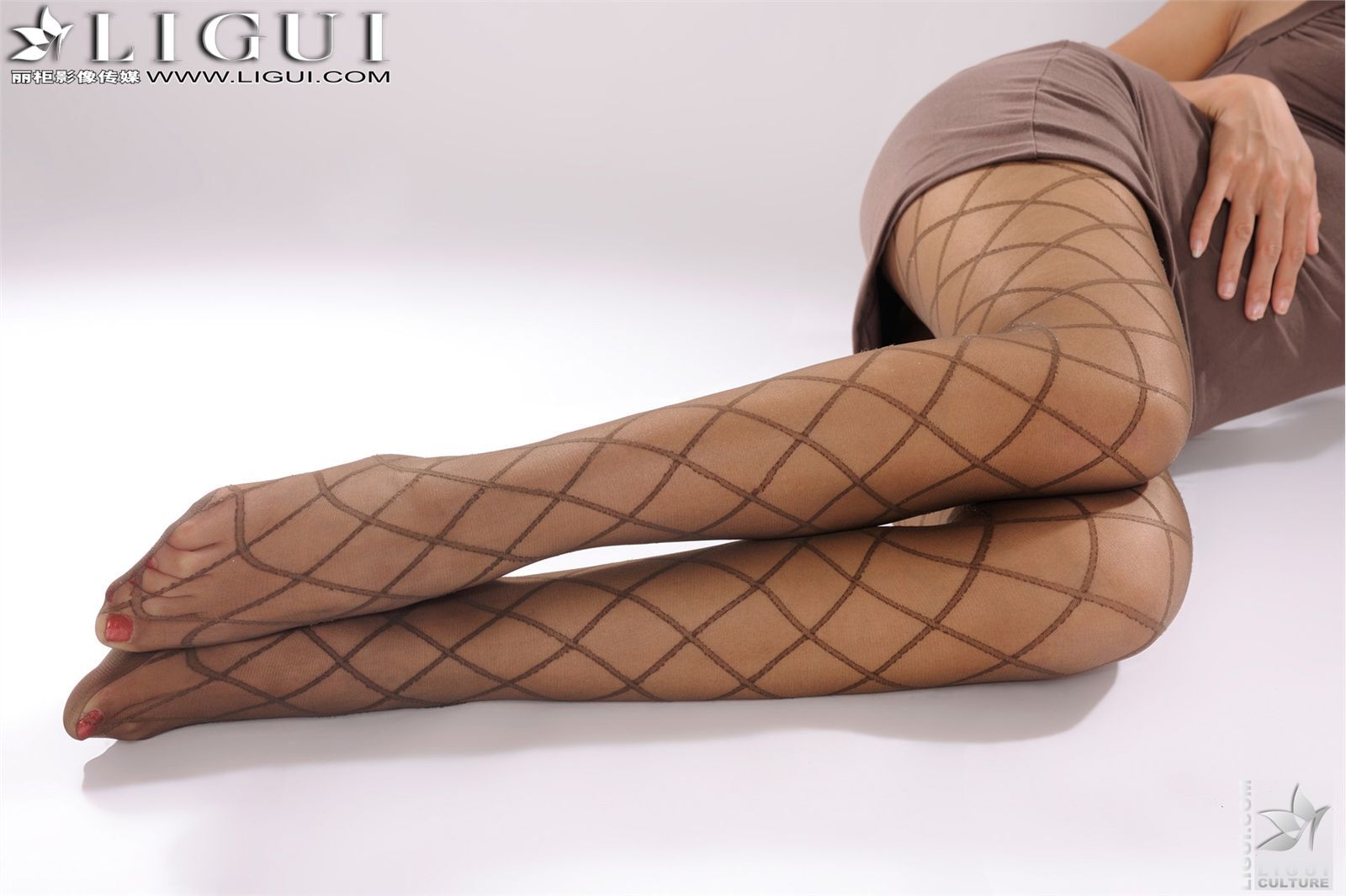 [Ligui]丽柜 20110916 網絲的誘惑 Model 田甜
