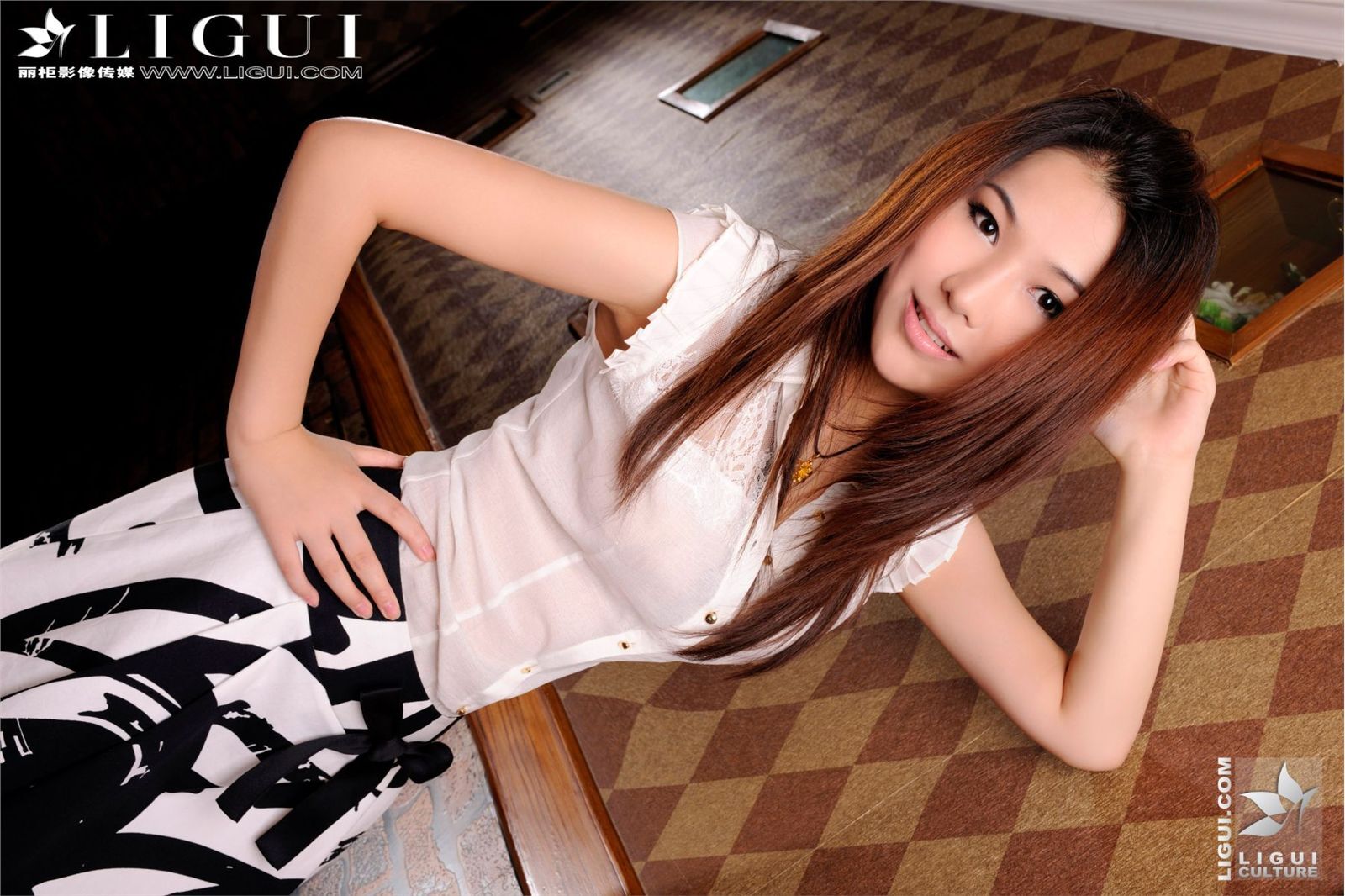 白色高跟的誘惑 Model - 文靜 国内性感模特 [Ligui]丽柜 20111207