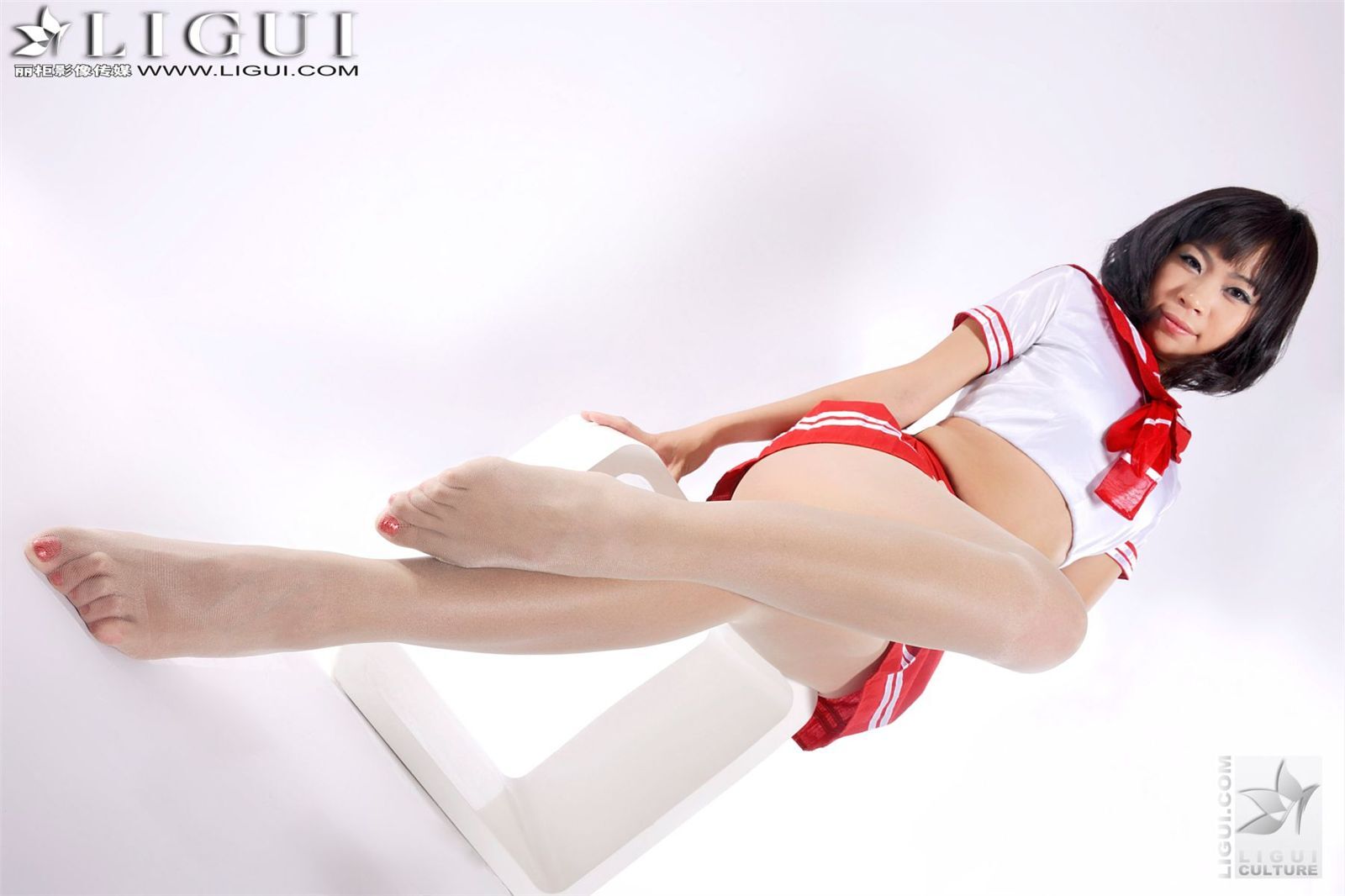 Model 田甜 紅色水手服 (下) [Ligui] 丽柜丝袜美腿模特