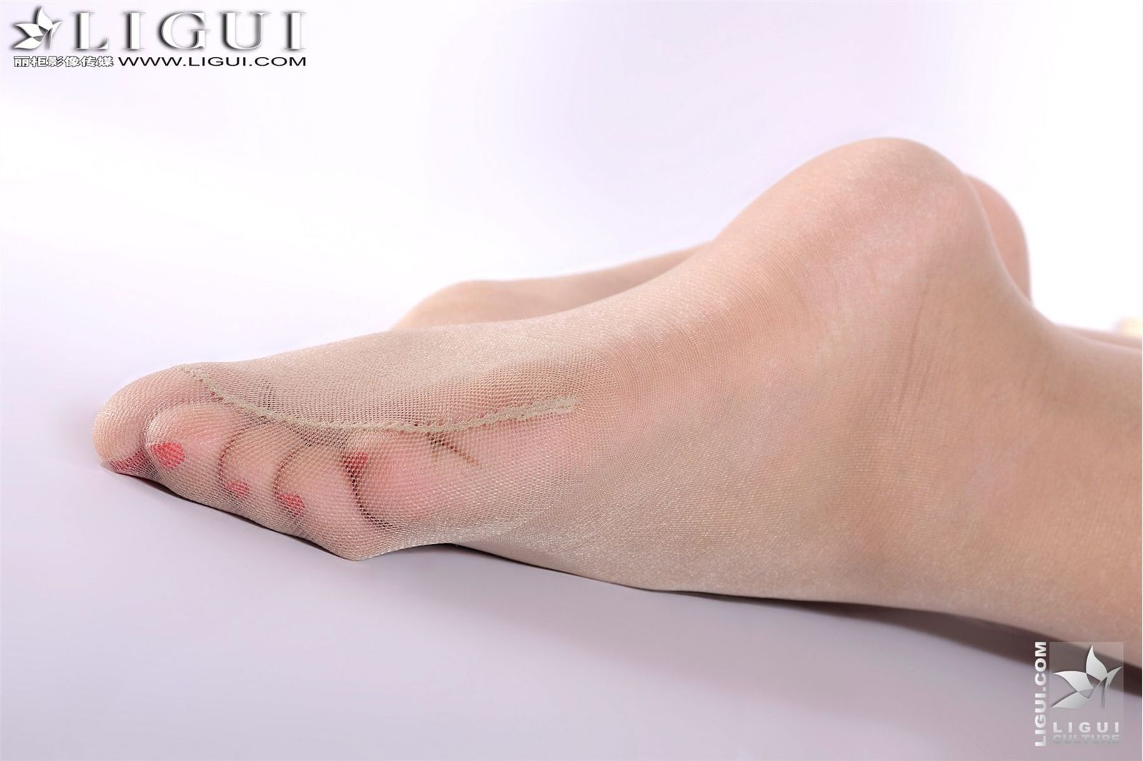 Model 田甜 紅色水手服 (下) [Ligui] 丽柜丝袜美腿模特