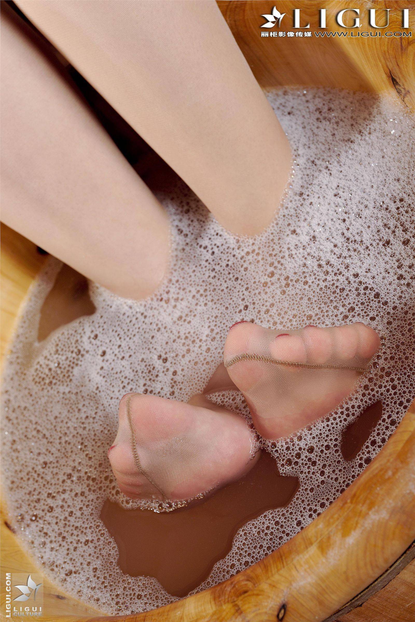 [丽柜vip另类视觉] 2012.07.11 Model 淩淩  国内性感美女写真