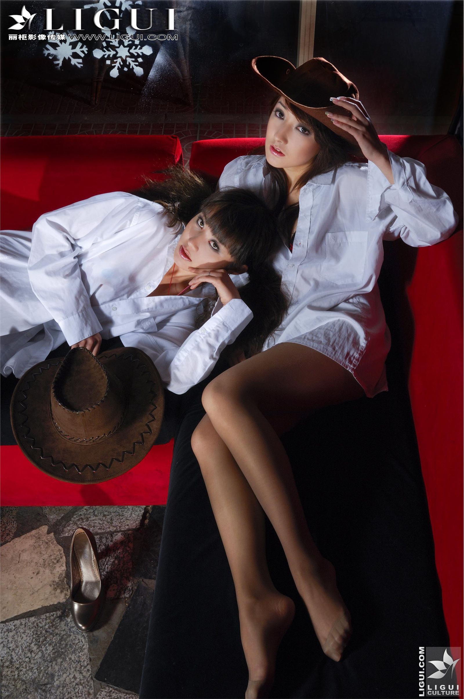 [Ligui丽柜]2012.07.28 Model 咪惠美&kelly　国产性感美女图片