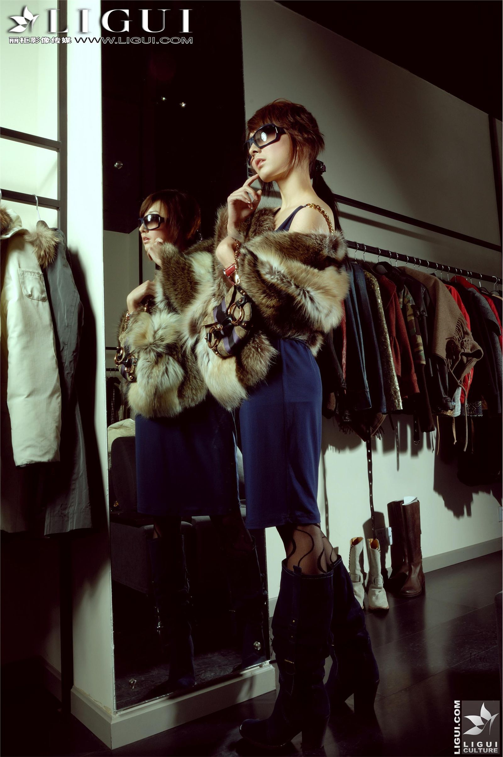 [丽柜] 2013.03.19 名莲杂志 Kelly Lisa 国产美女图片