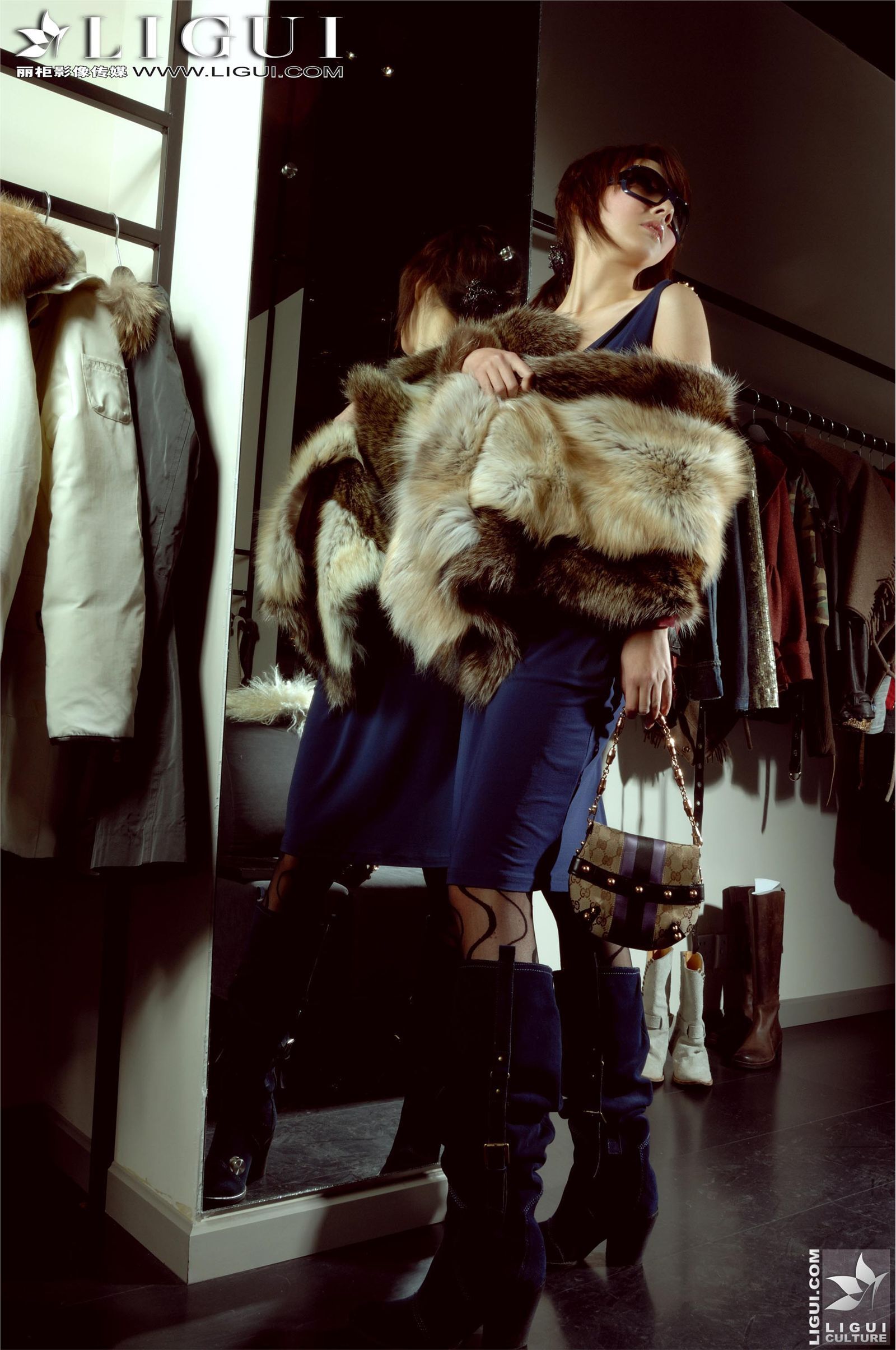 [丽柜] 2013.03.19 名莲杂志 Kelly Lisa 国产美女图片