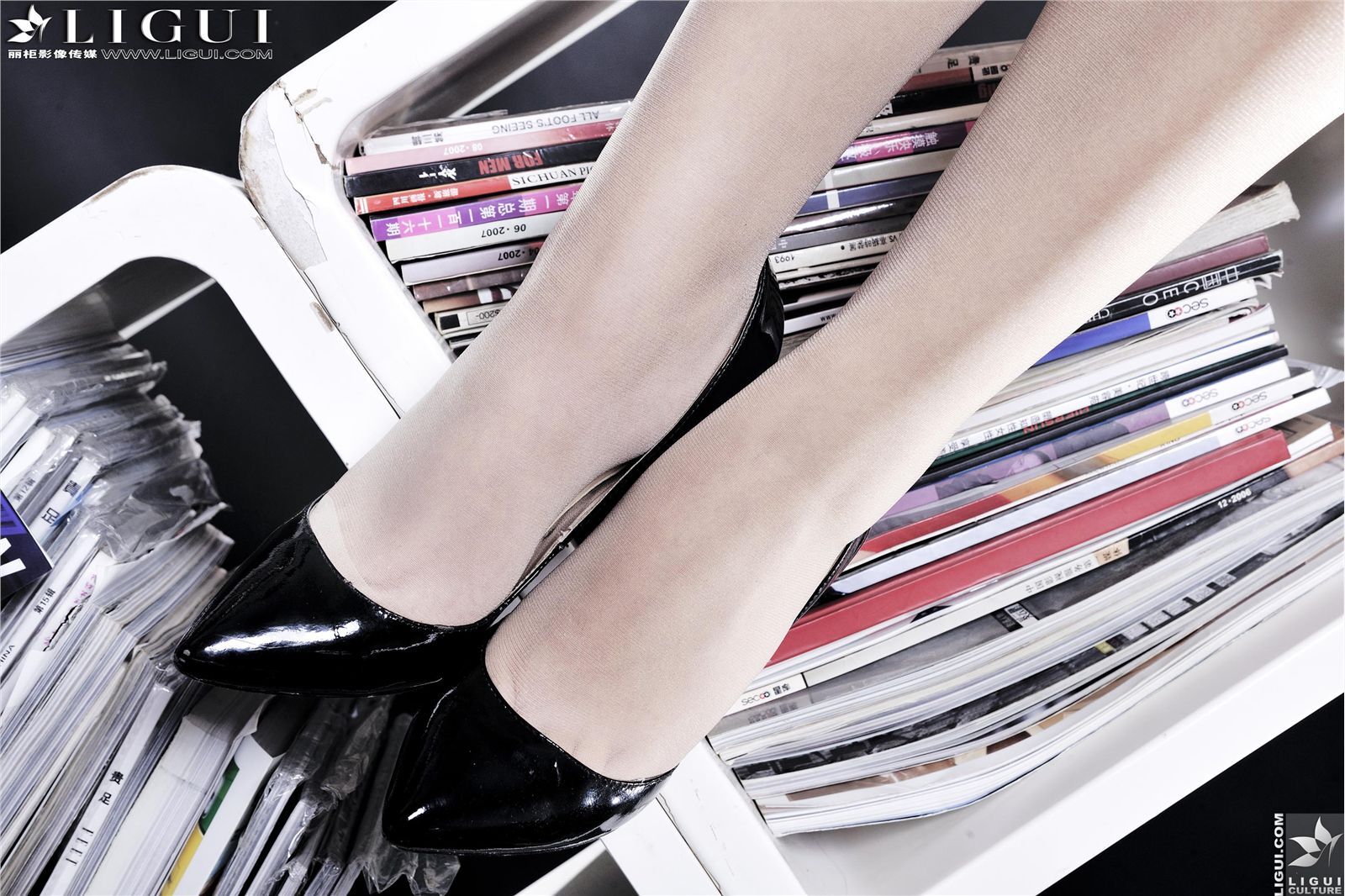 [丽柜]  网络丽人 MODEL 小杨幂 丝袜美女图片