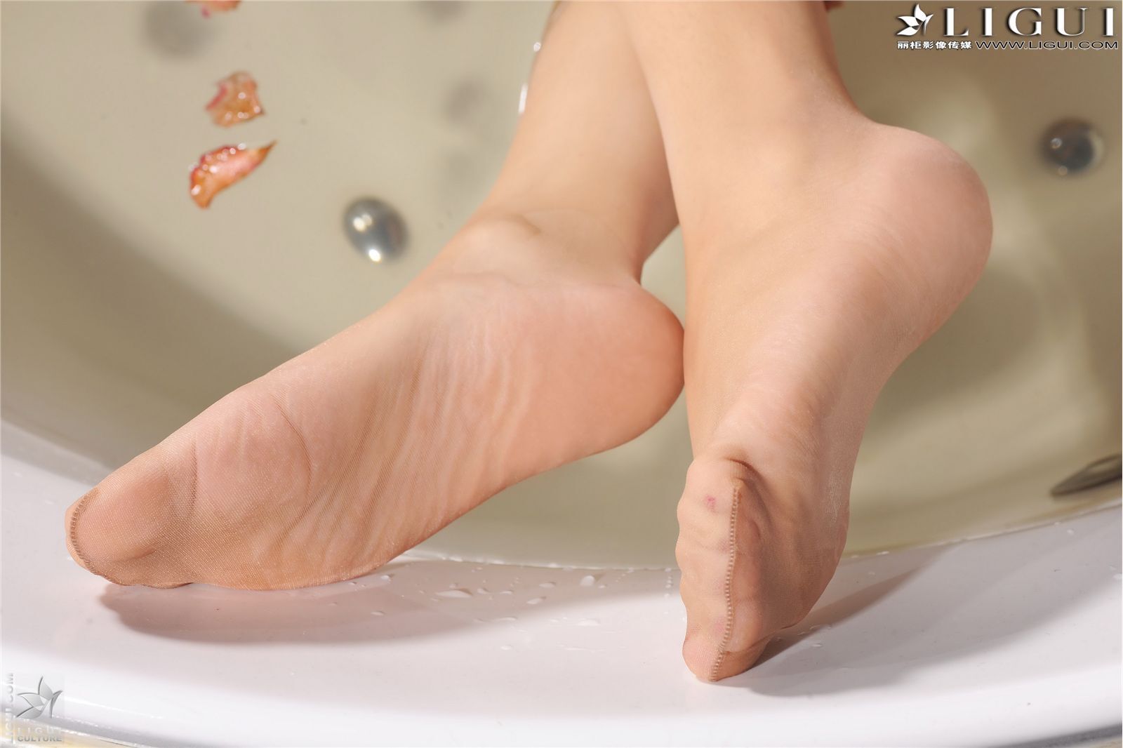 [丽柜] 2013.04 类视觉 MODEL 英子 唯美新图