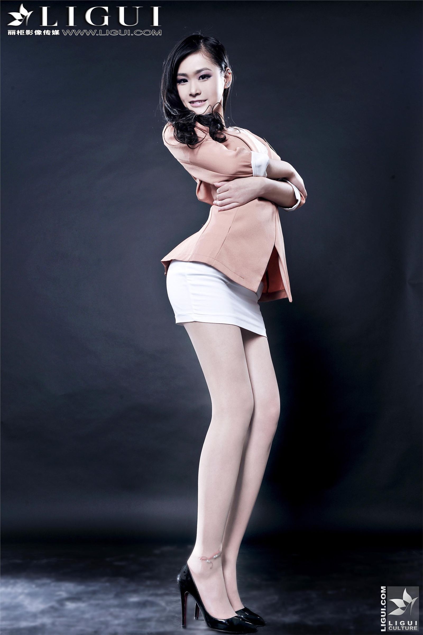 [丽柜] 2013.05.18 网络丽人 MODEL 凌凌