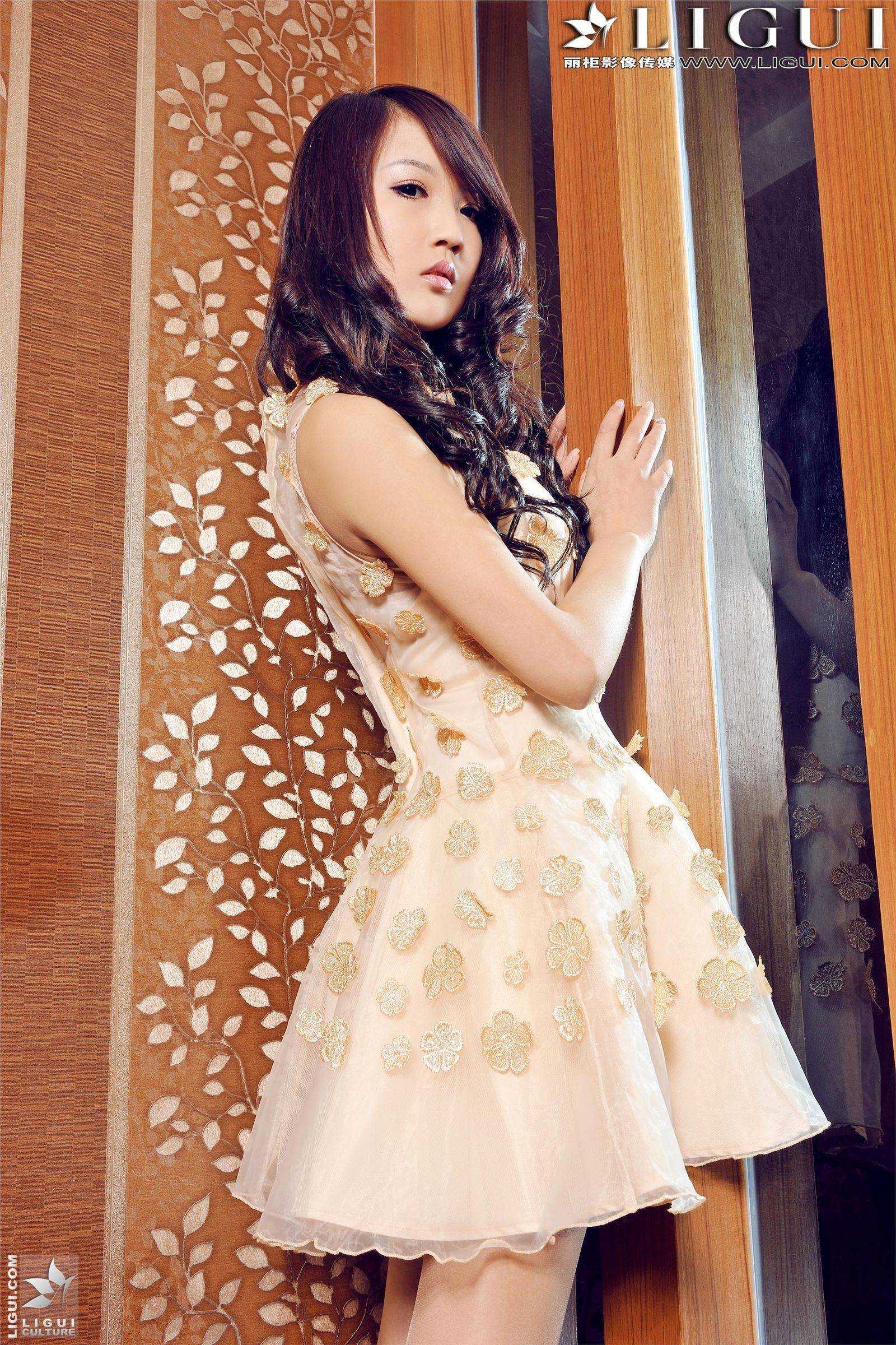 [麗櫃]2013.07.19 網絡麗人 Model-司琪