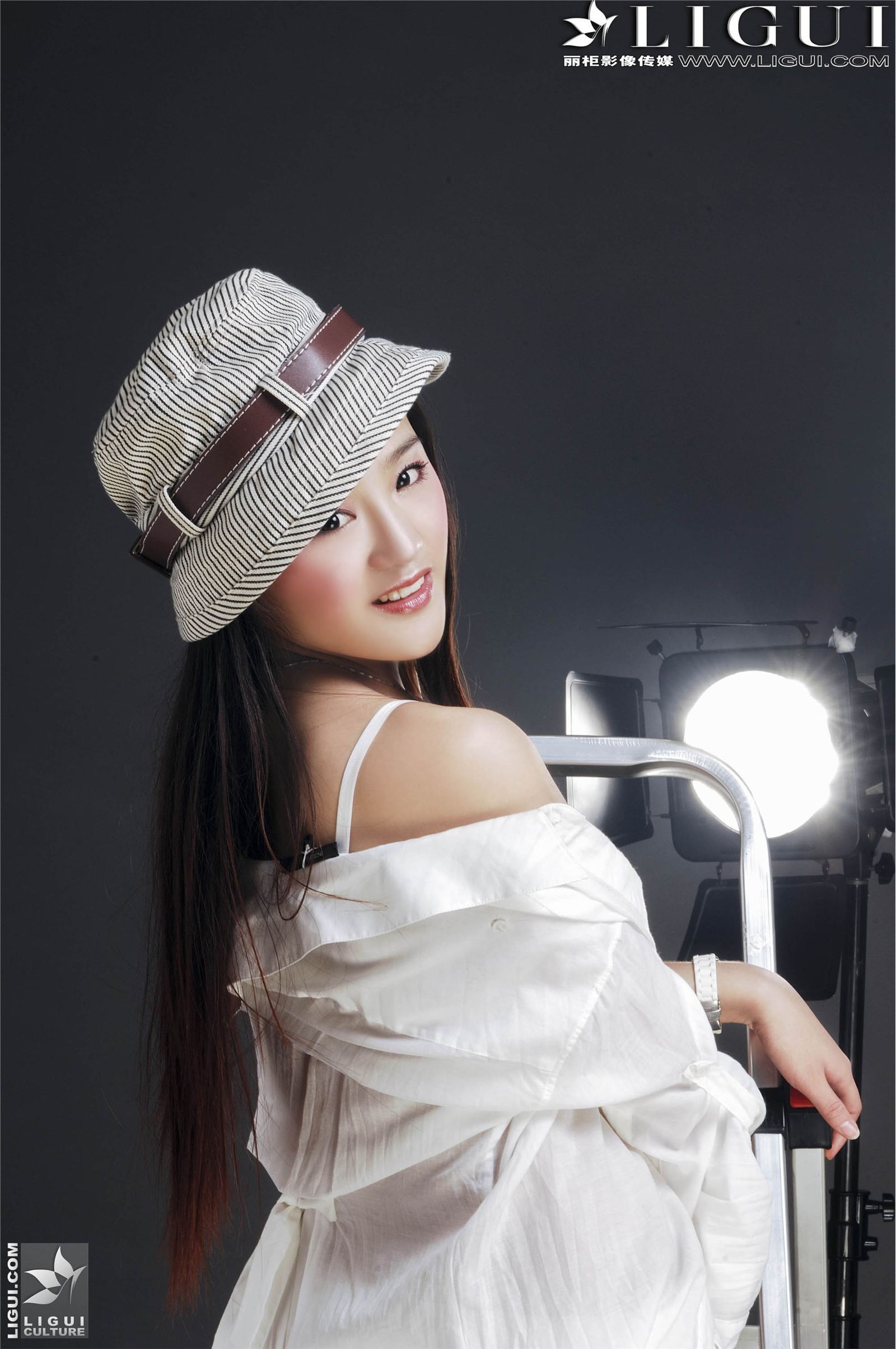 [丽柜] 20130724 名莲杂志 MODEL 张静研