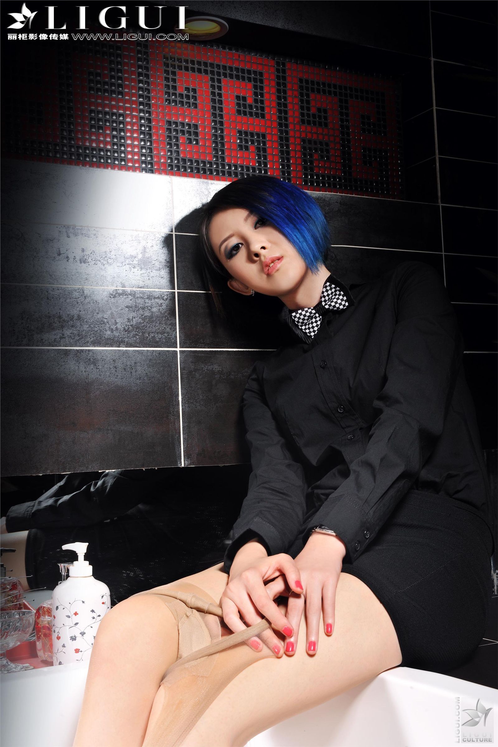 [麗櫃][09-05]另類視覺 Model-菲菲