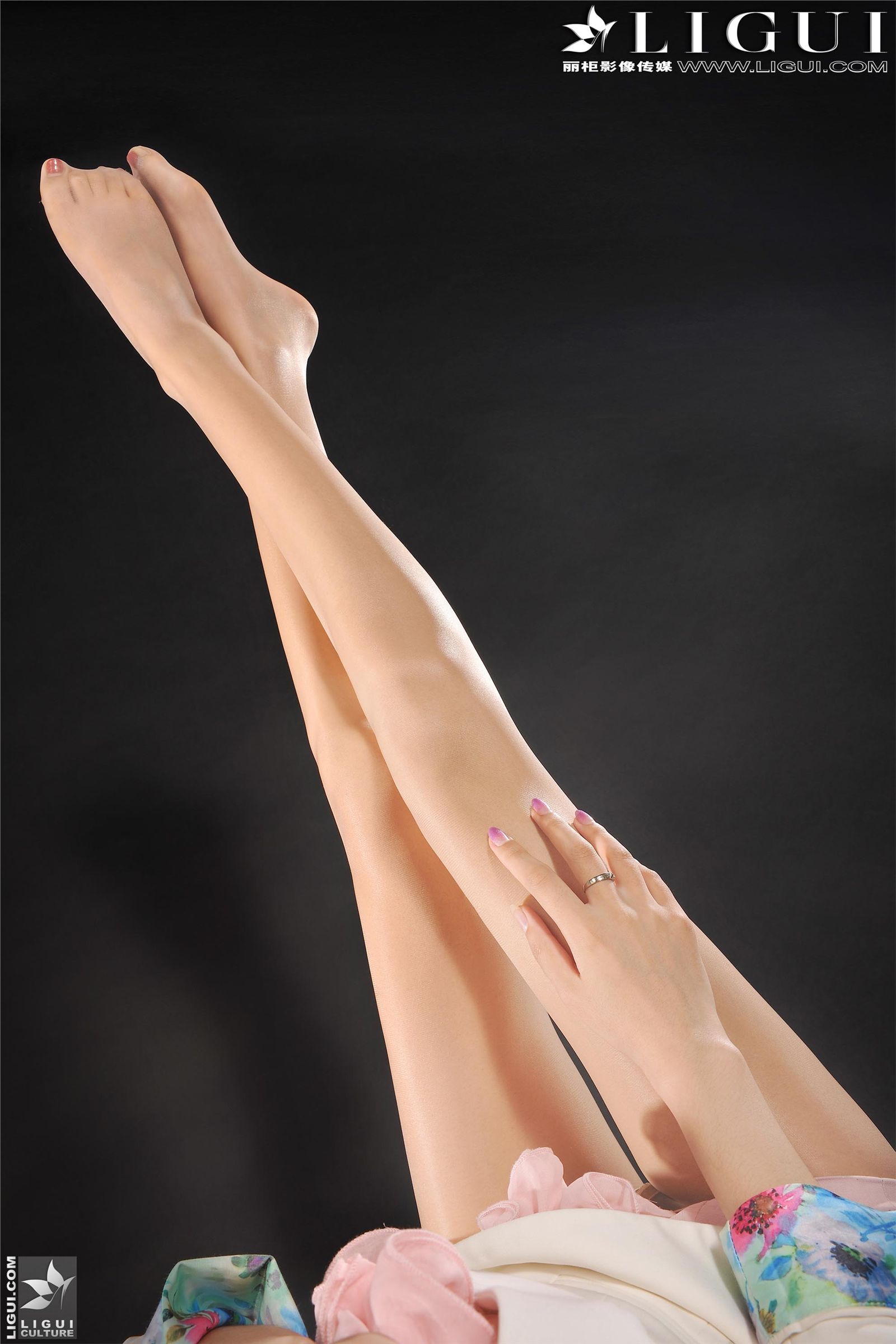 [丽柜] [10-14] Model 文欣