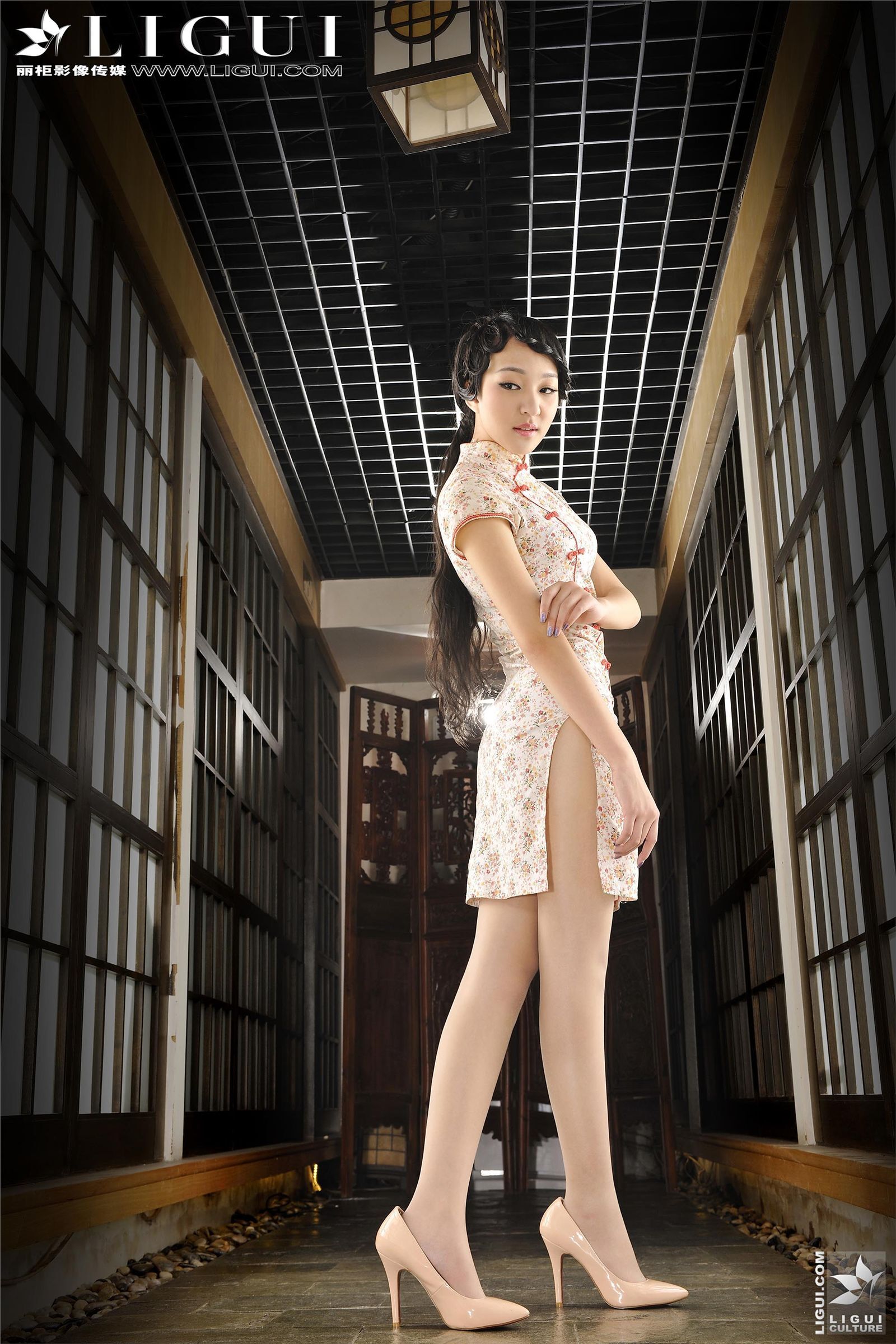 [麗櫃] 20131106 網絡麗人 Amily