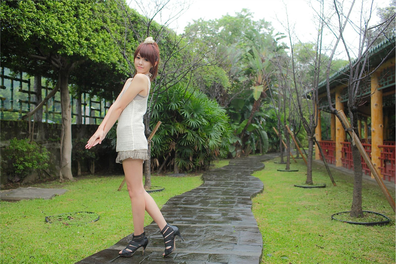 麻豆系列高清美女图片　2010年10月30日 夢夢