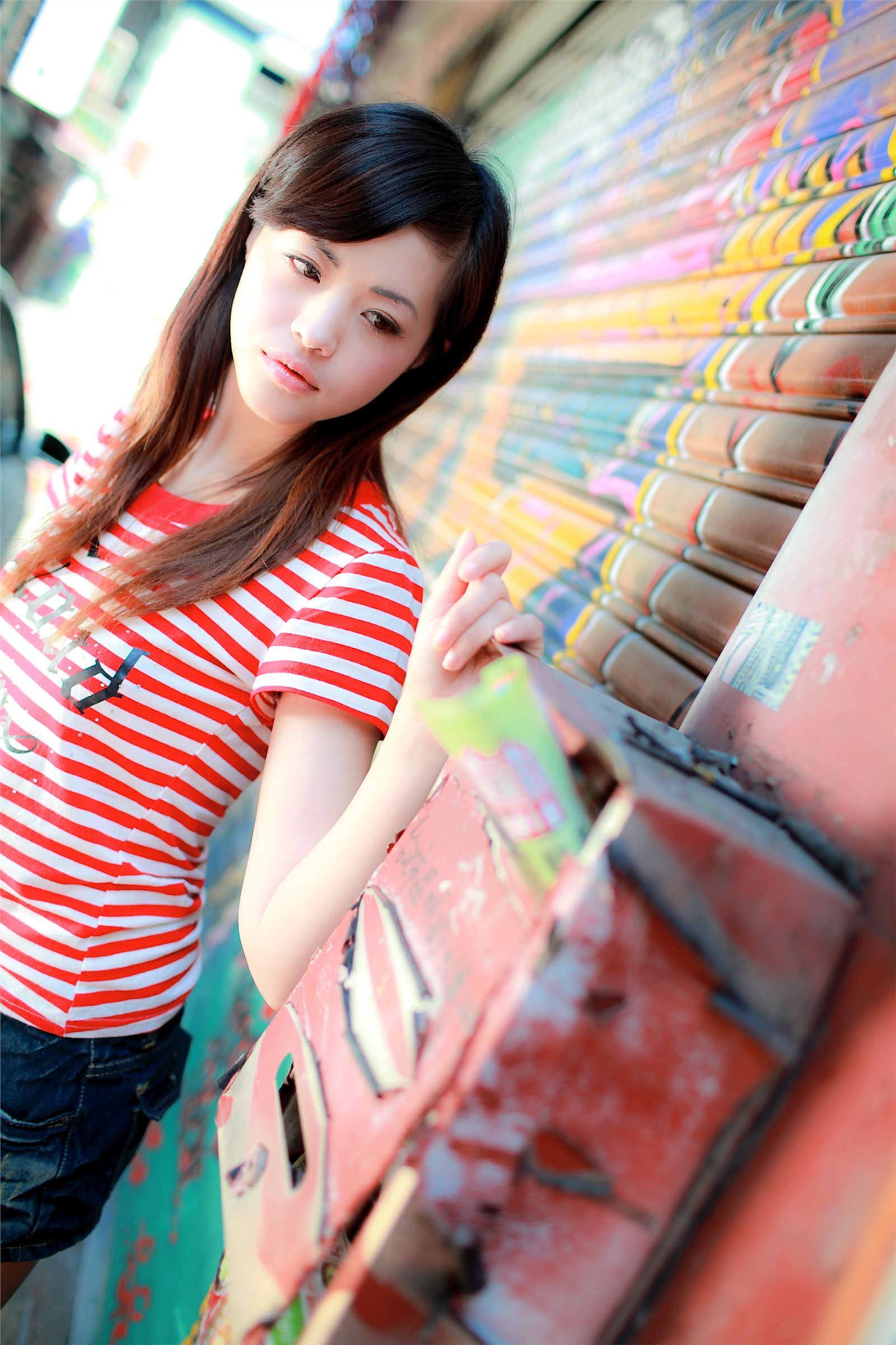 麻豆系列高清美女图片 2011年4月10日 Livia 国产性感美女