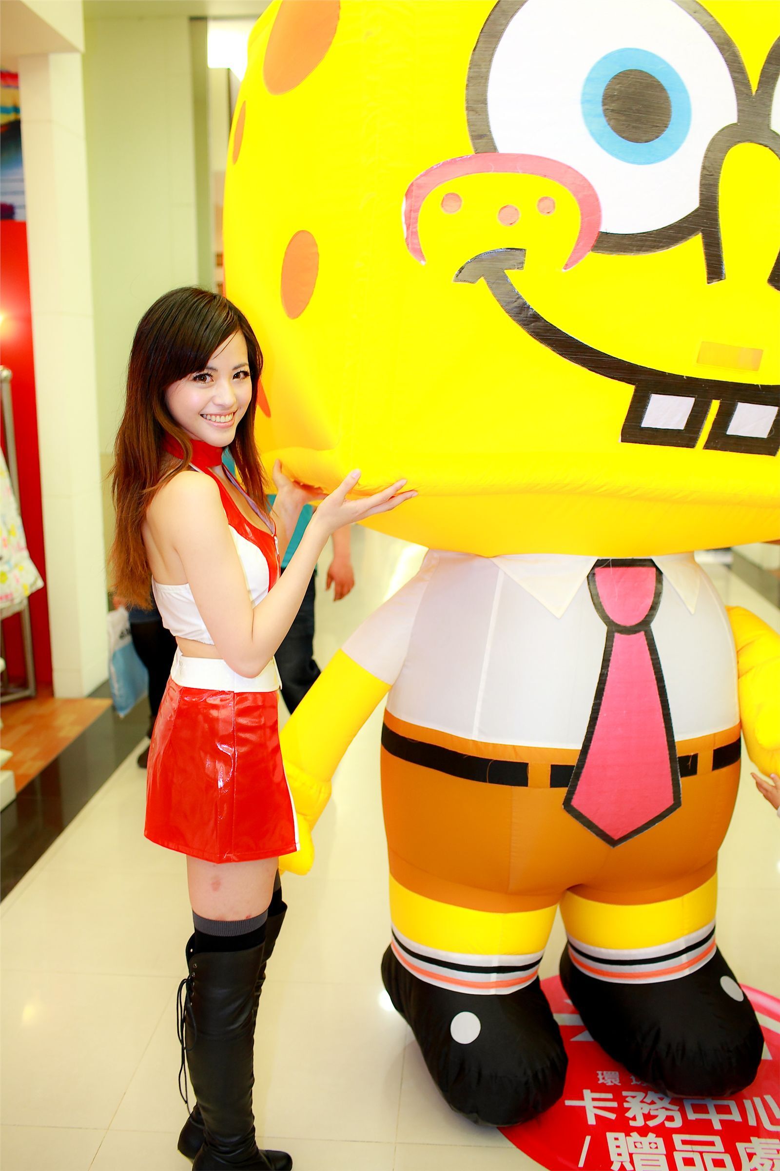 麻豆系列高清美女图片 2011年4月10日 Livia 国产性感美女