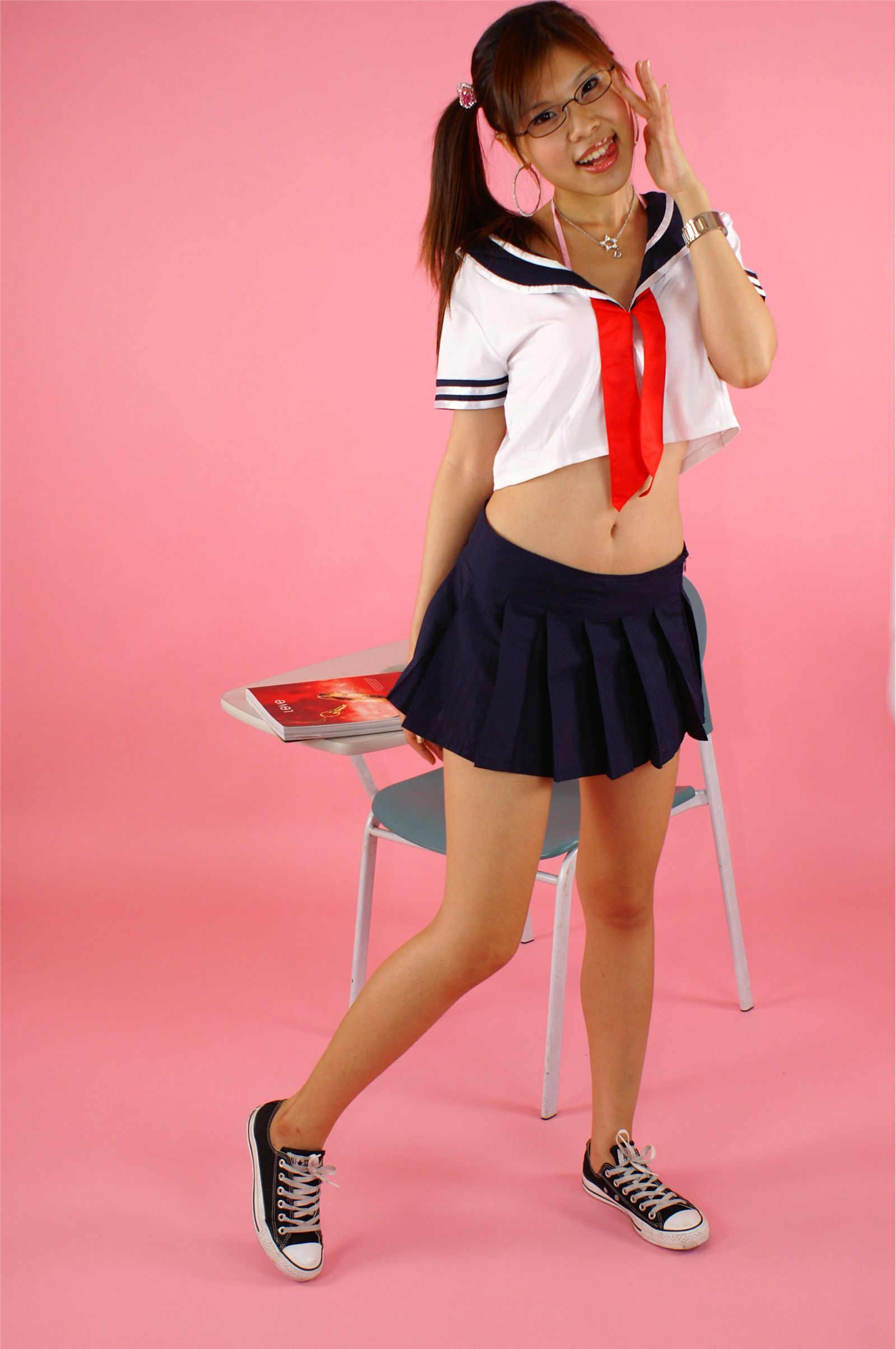 Amy 性感美女图片写真 ３ 高清美腿