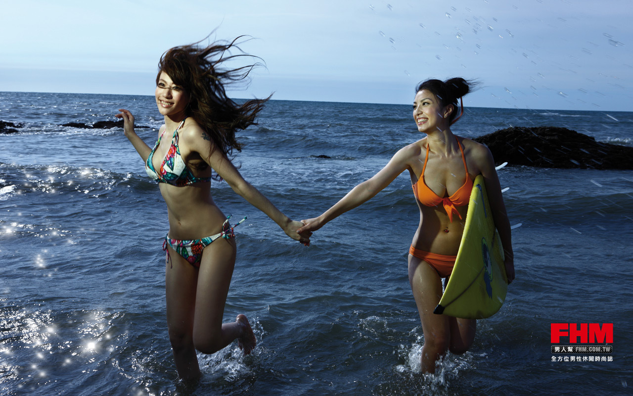 性感女郎【FHM】【男人帮】美胸半露