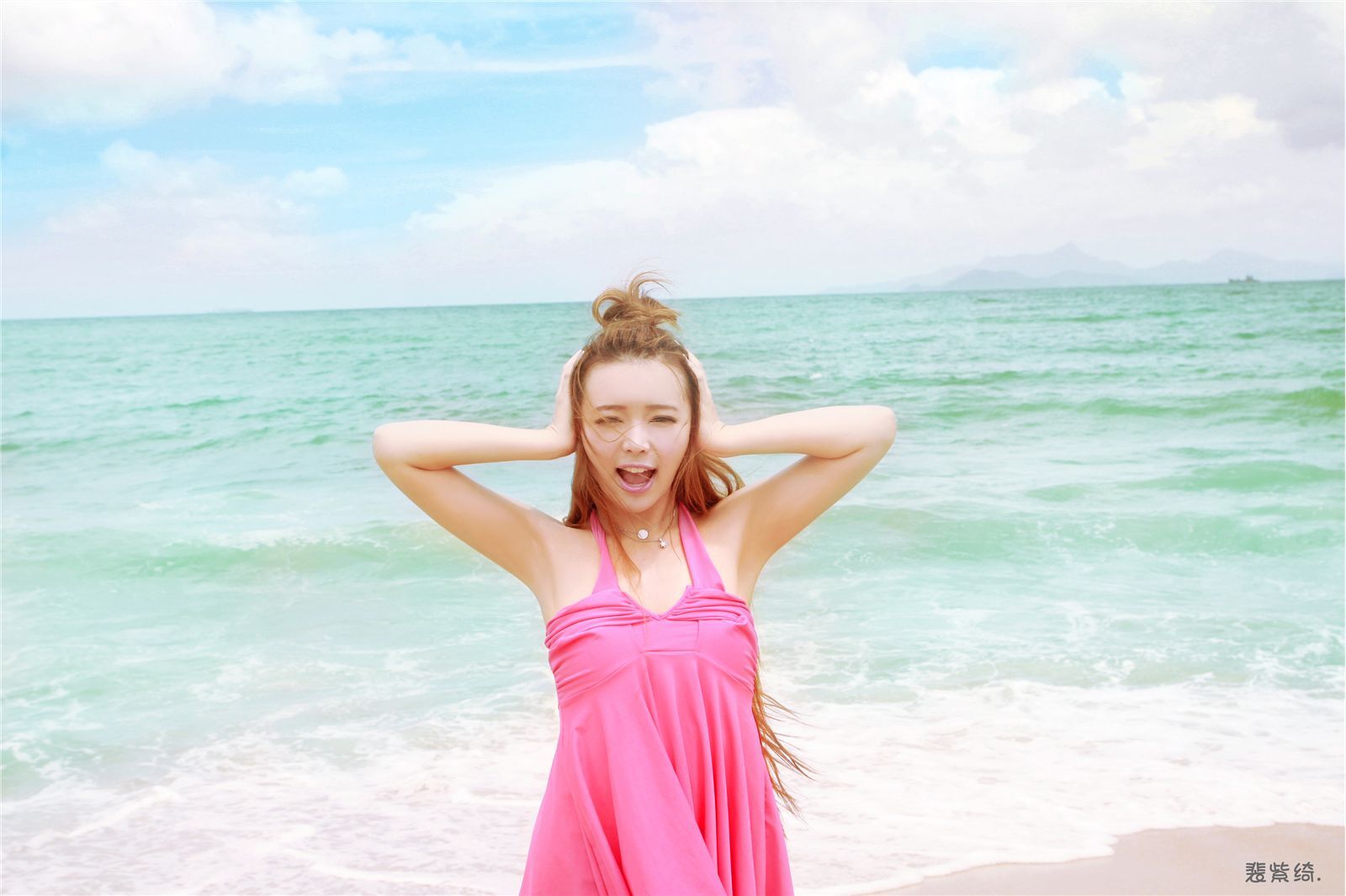 花园南丫岛裴紫绮比尼粉红诱惑