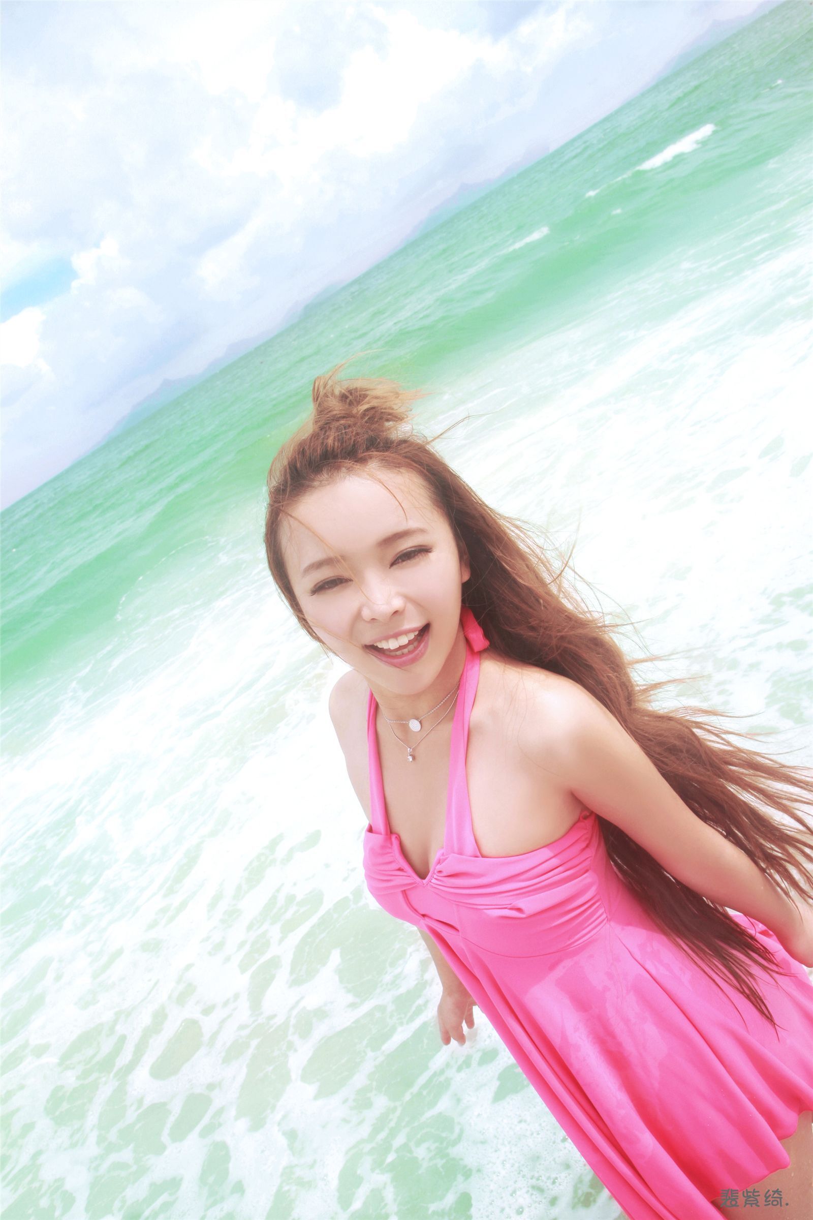 花园南丫岛裴紫绮比尼粉红诱惑