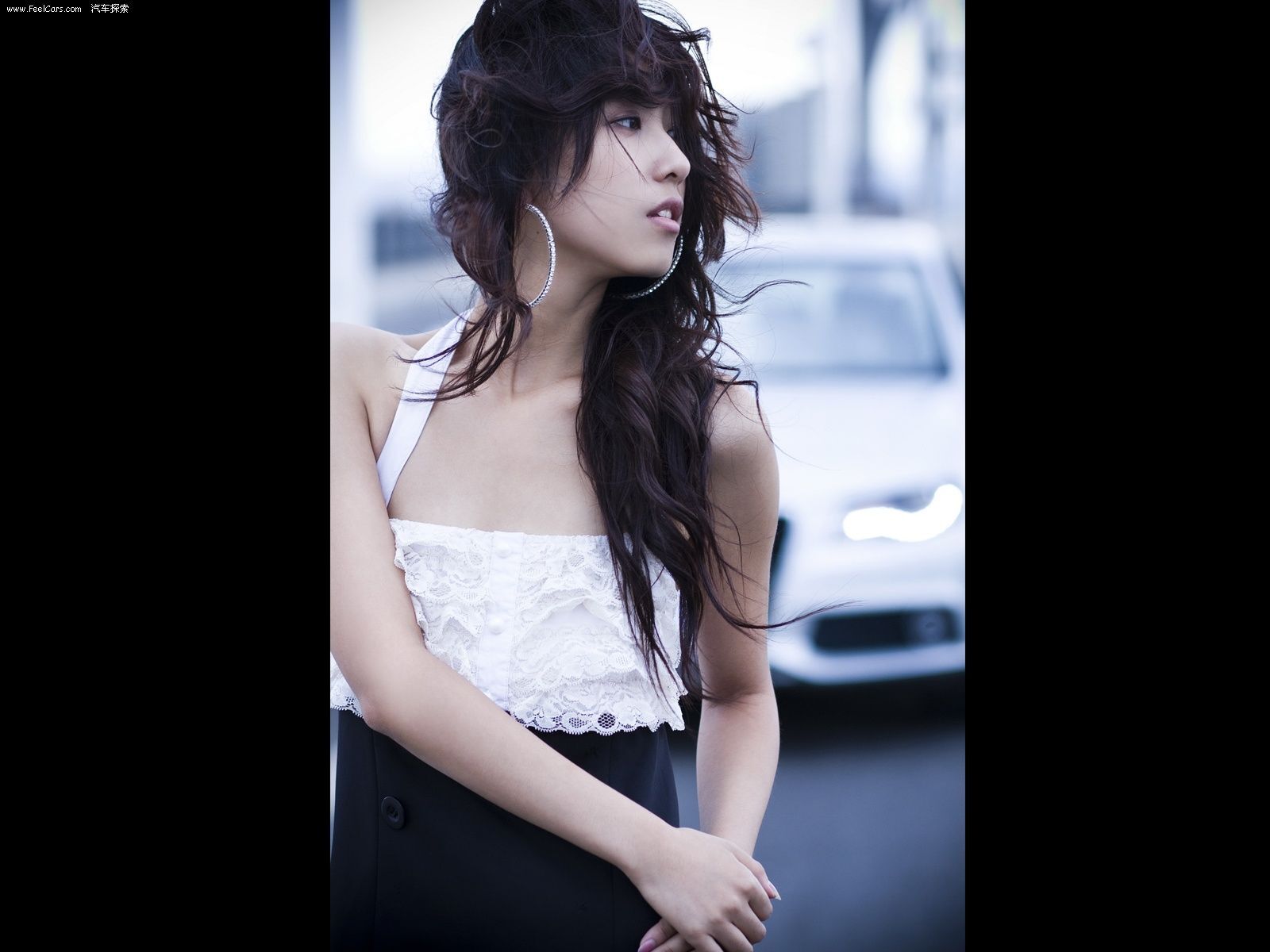 一组美艳的美女车模 名车模特套图