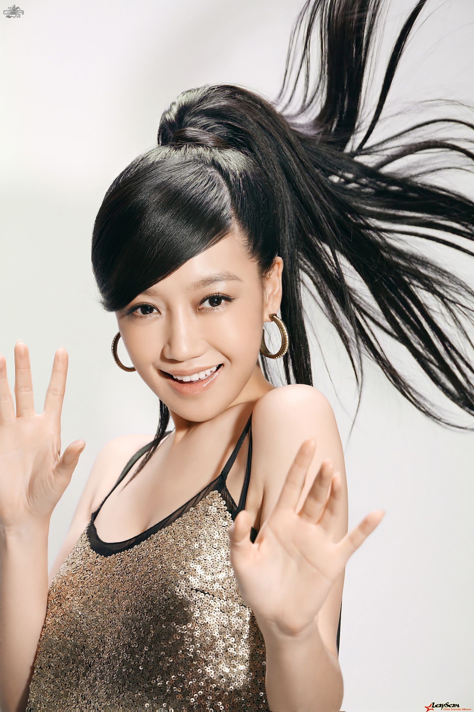 让你惊讶的高清大美女