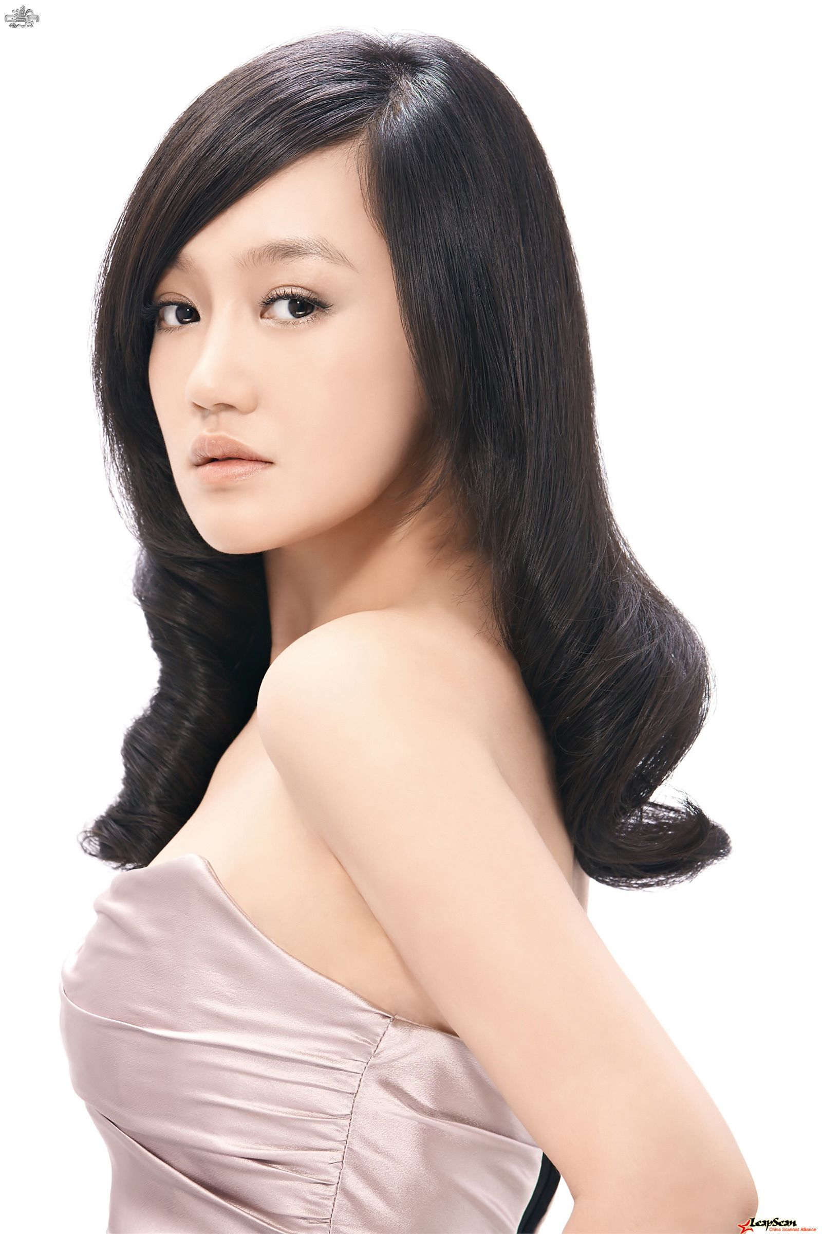 让你惊讶的高清大美女