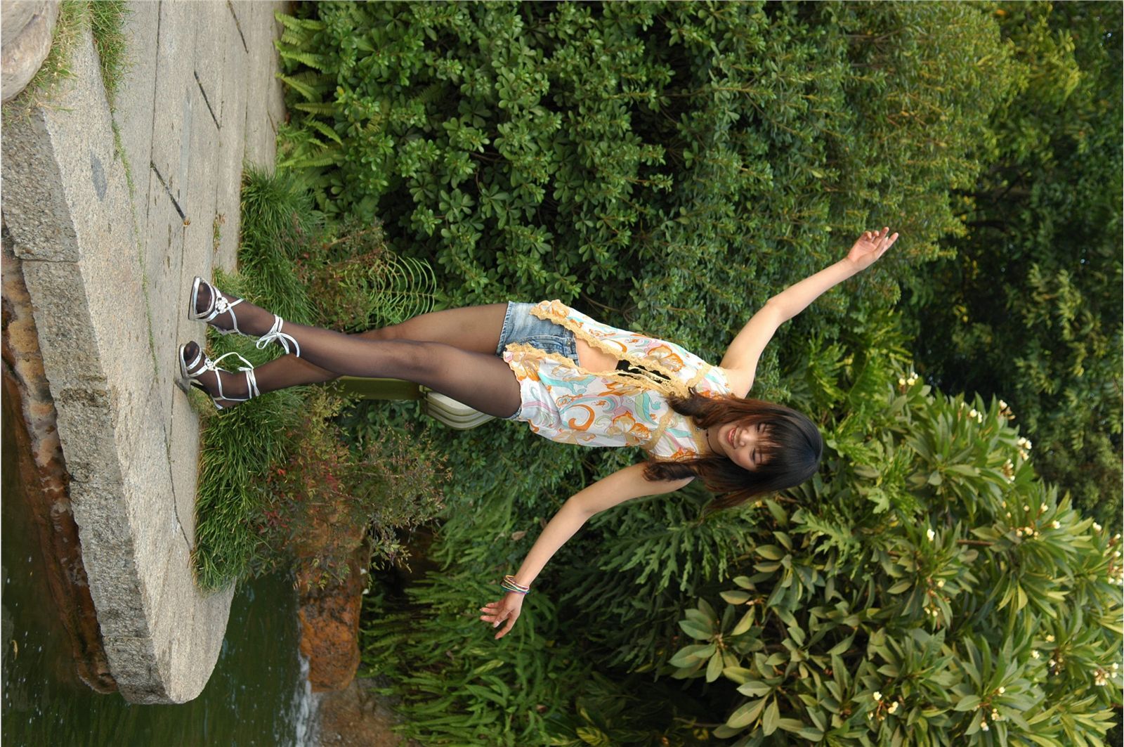 [网络收集] 2013.06.22 网络红人Dandan高清套图无水印