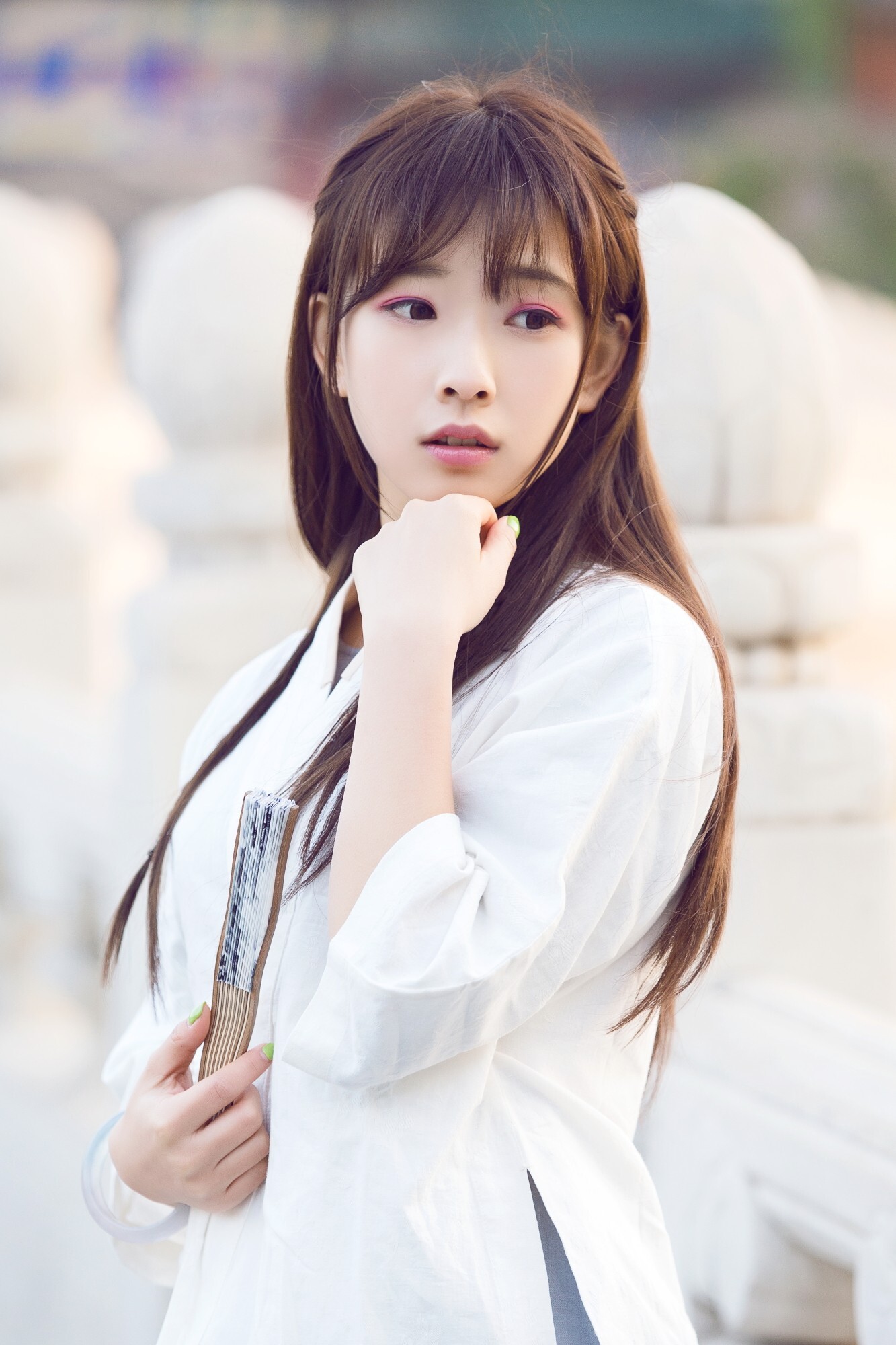 宠物女生何曼婷照片