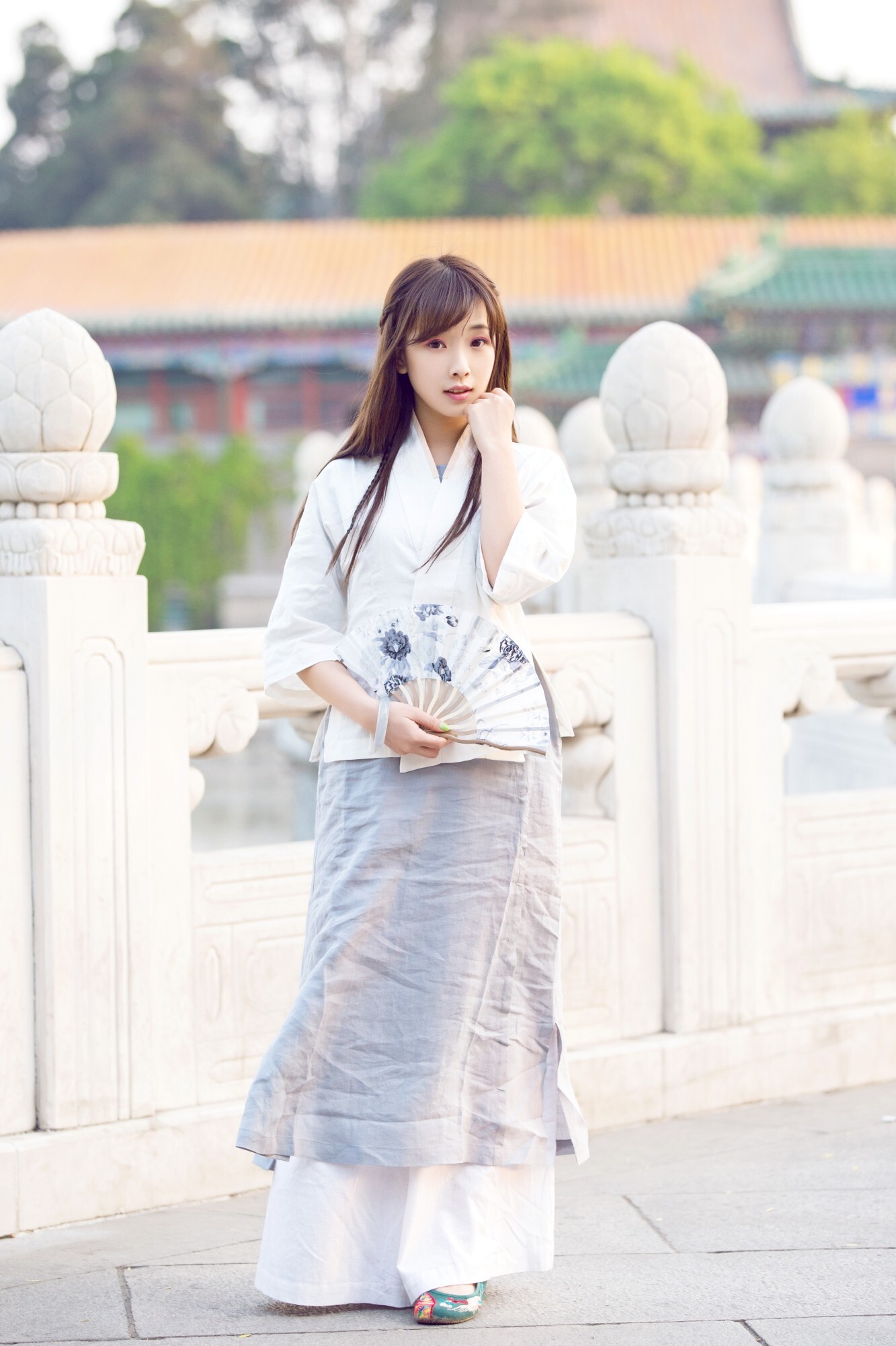 宠物女生何曼婷照片