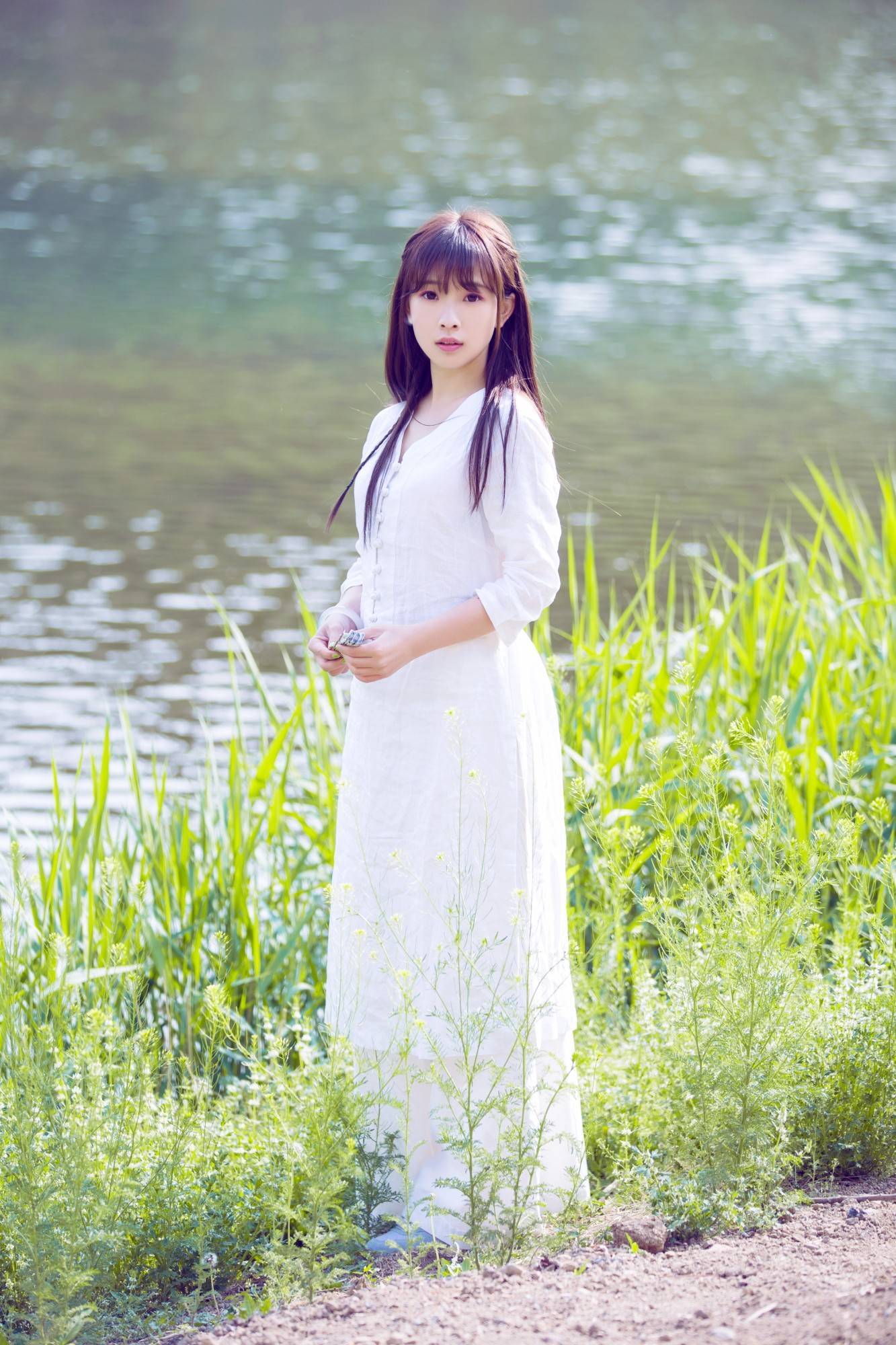 宠物女生何曼婷照片