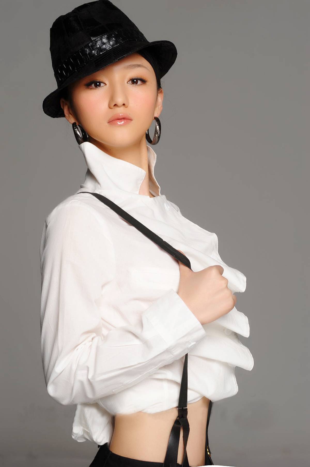 傈琳清纯性感写真套图