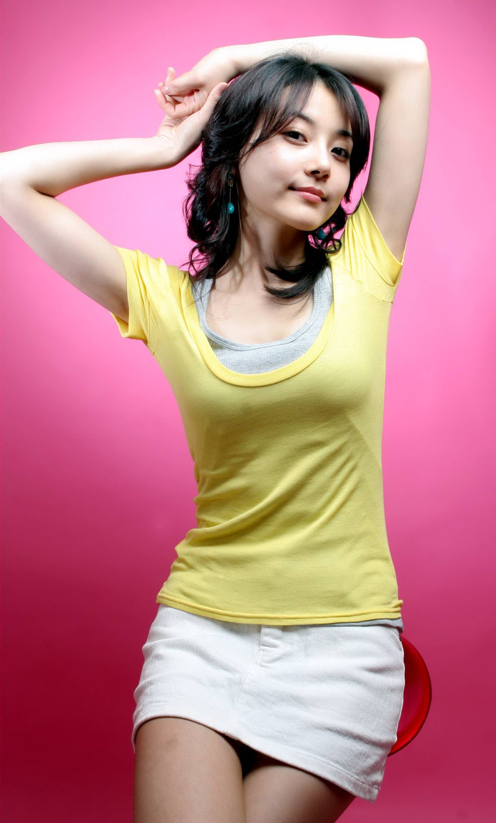 朴实俊俏的妹子