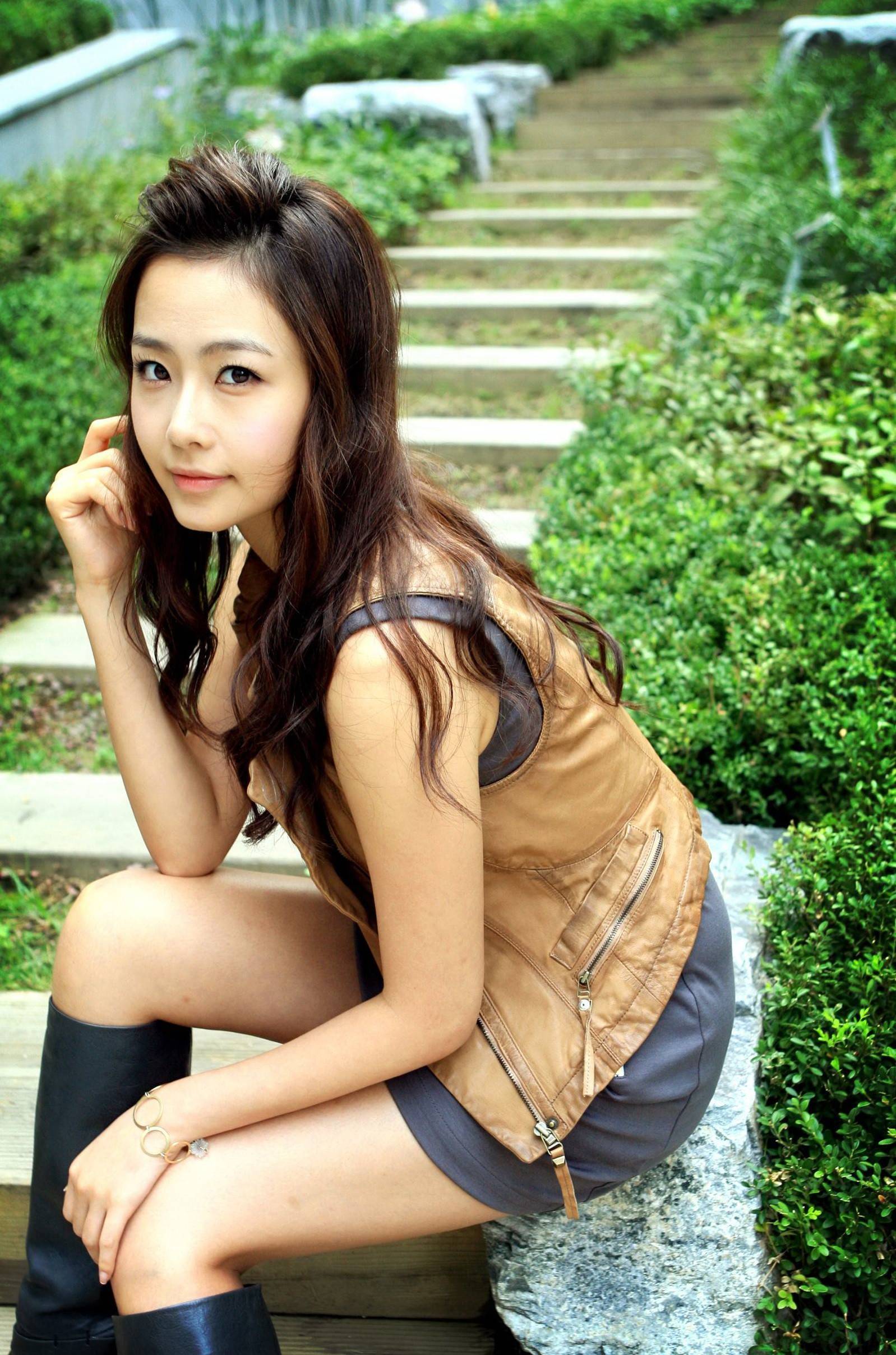 朴实俊俏的妹子