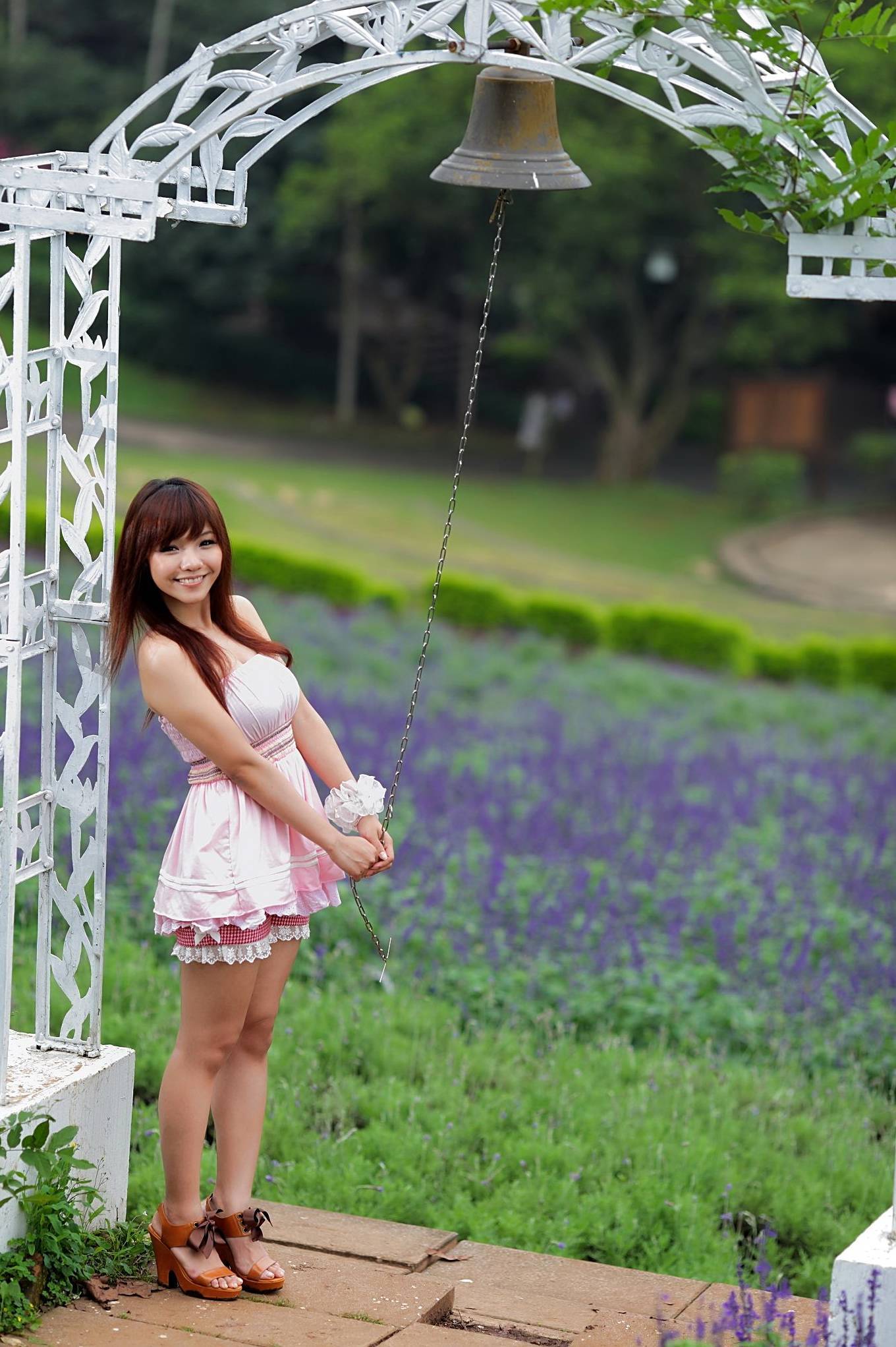 花样农场美少女高清图片