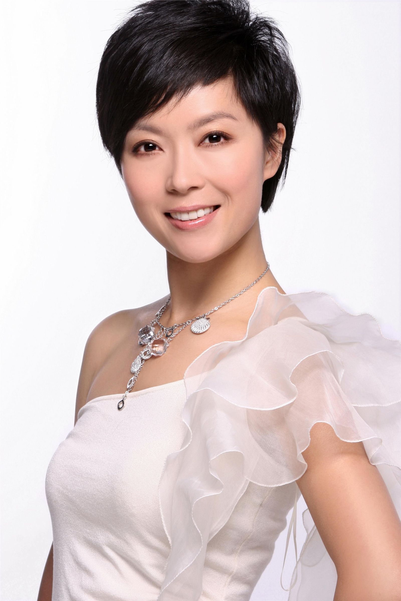 庞晓戈美丽主持高清写真