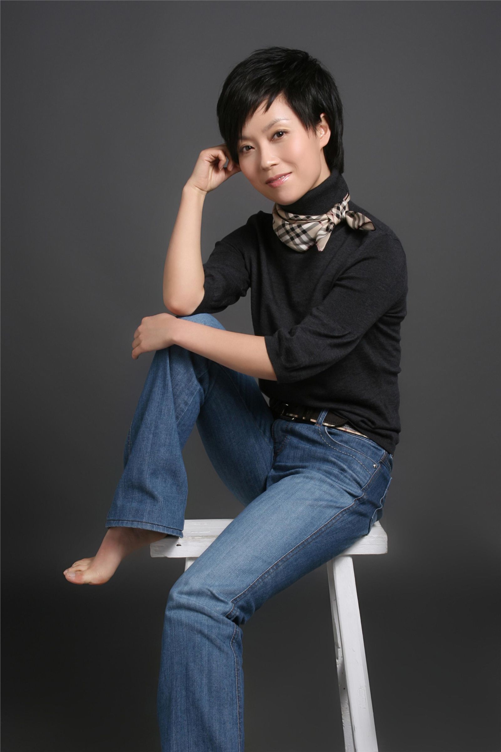 庞晓戈美丽主持高清写真