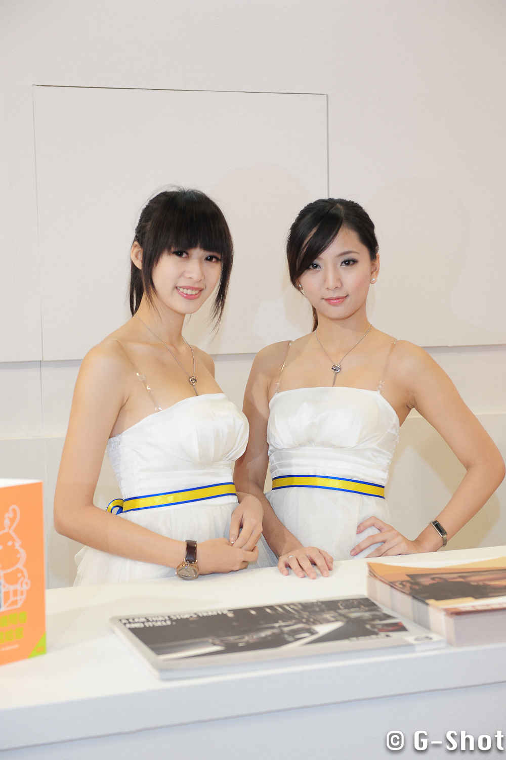 2011年台北新车大展，圣诞美腿抢先版